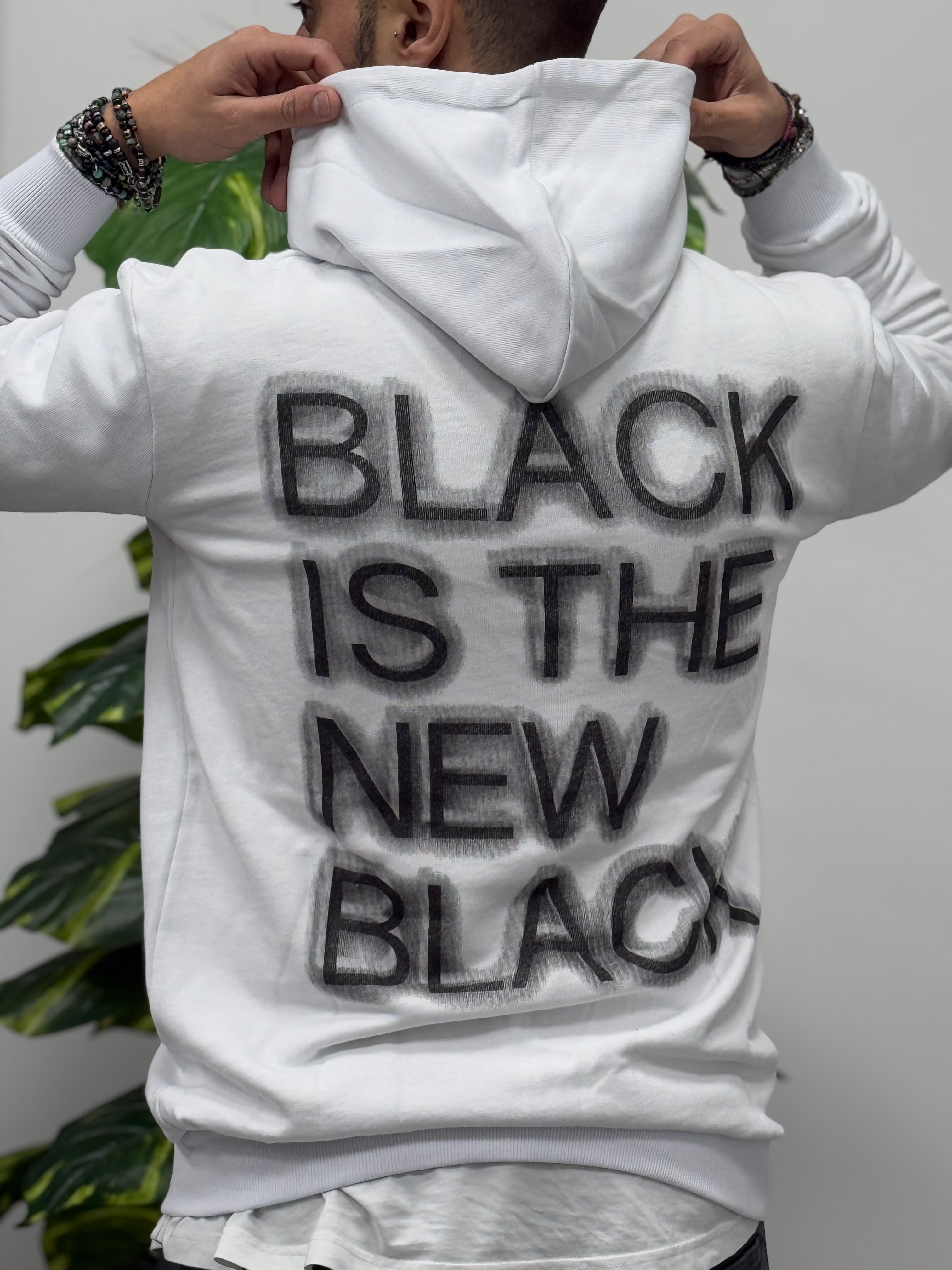FELPA CAPPUCCIO BLACK IS THE BLACK