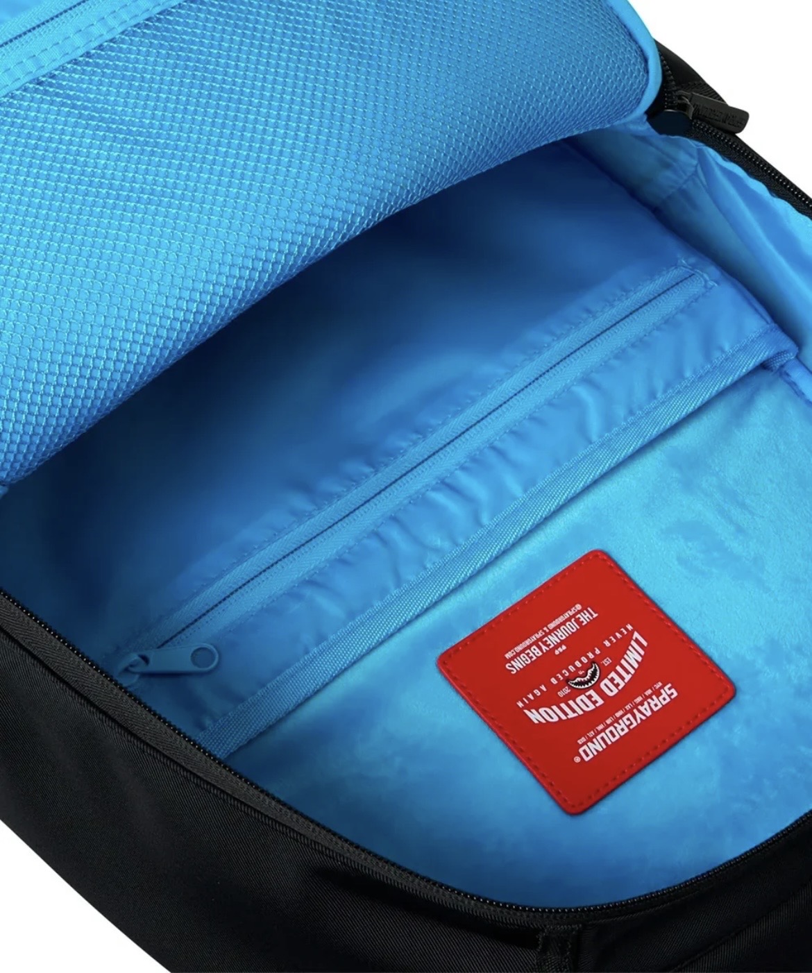 ZAINO SPRAYGROUND SHARK CENTRAL LIGHT BLUE