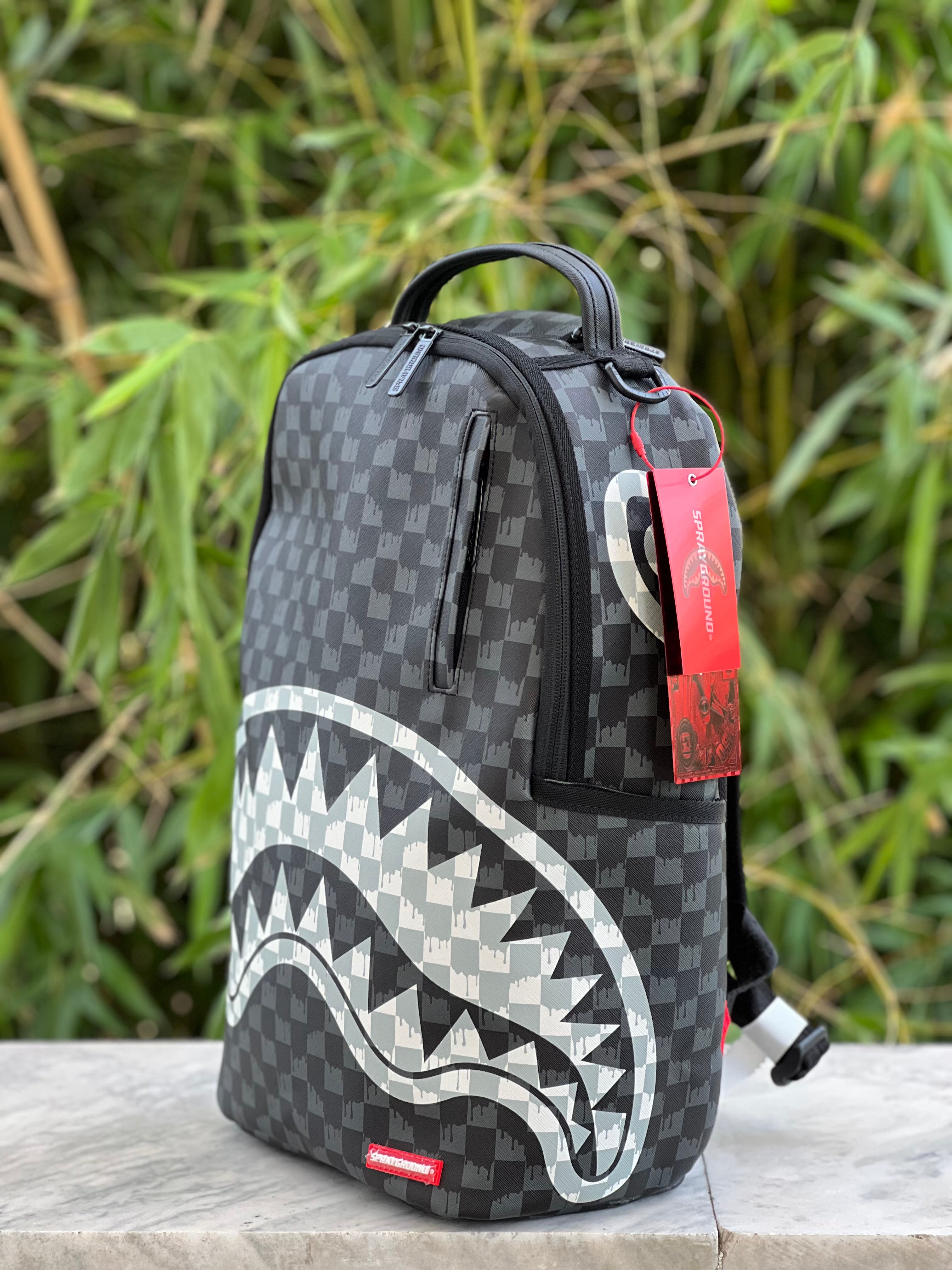 ZAINO SPRAYGROUND BLACK AND WHITE DRIP CHECK SHARK