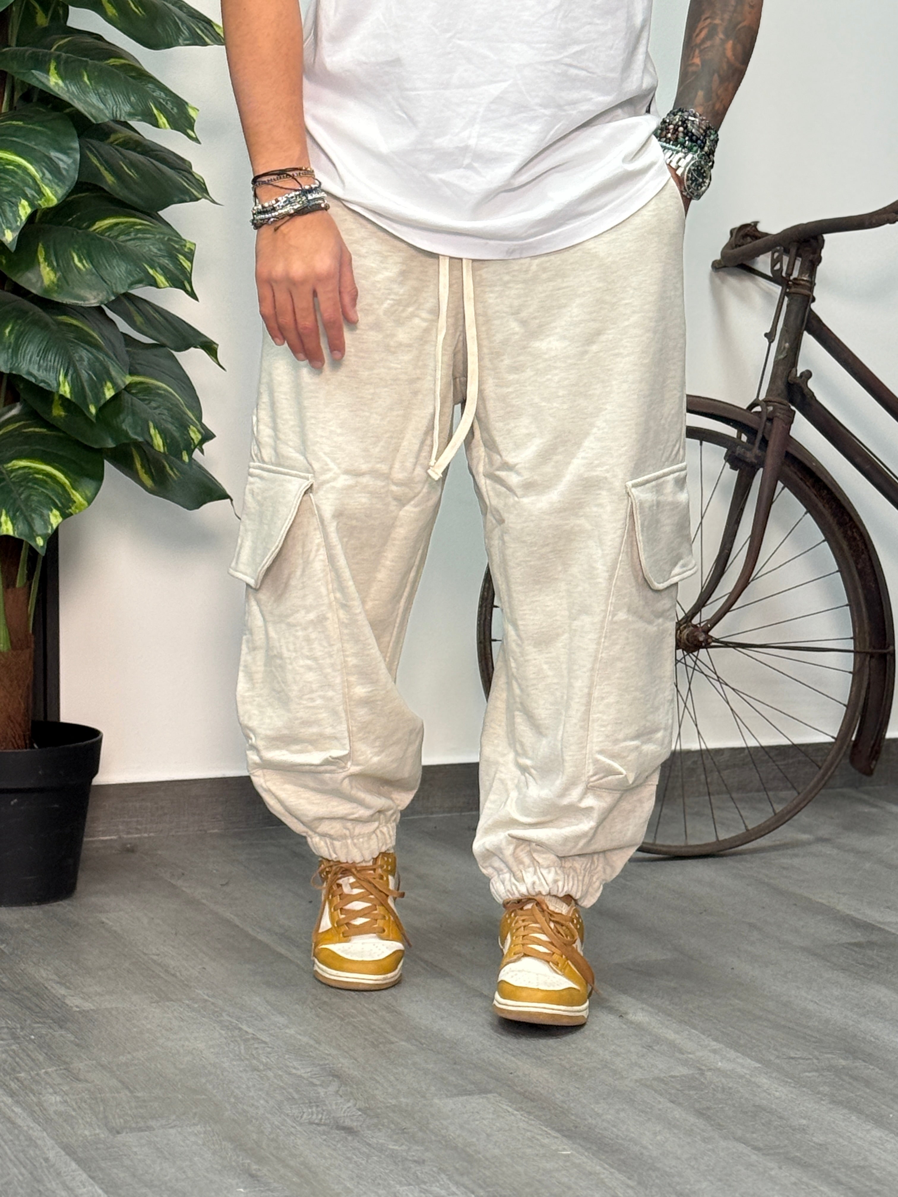 PANTATUTA CARGO BEIGE NEW JOB BRAND