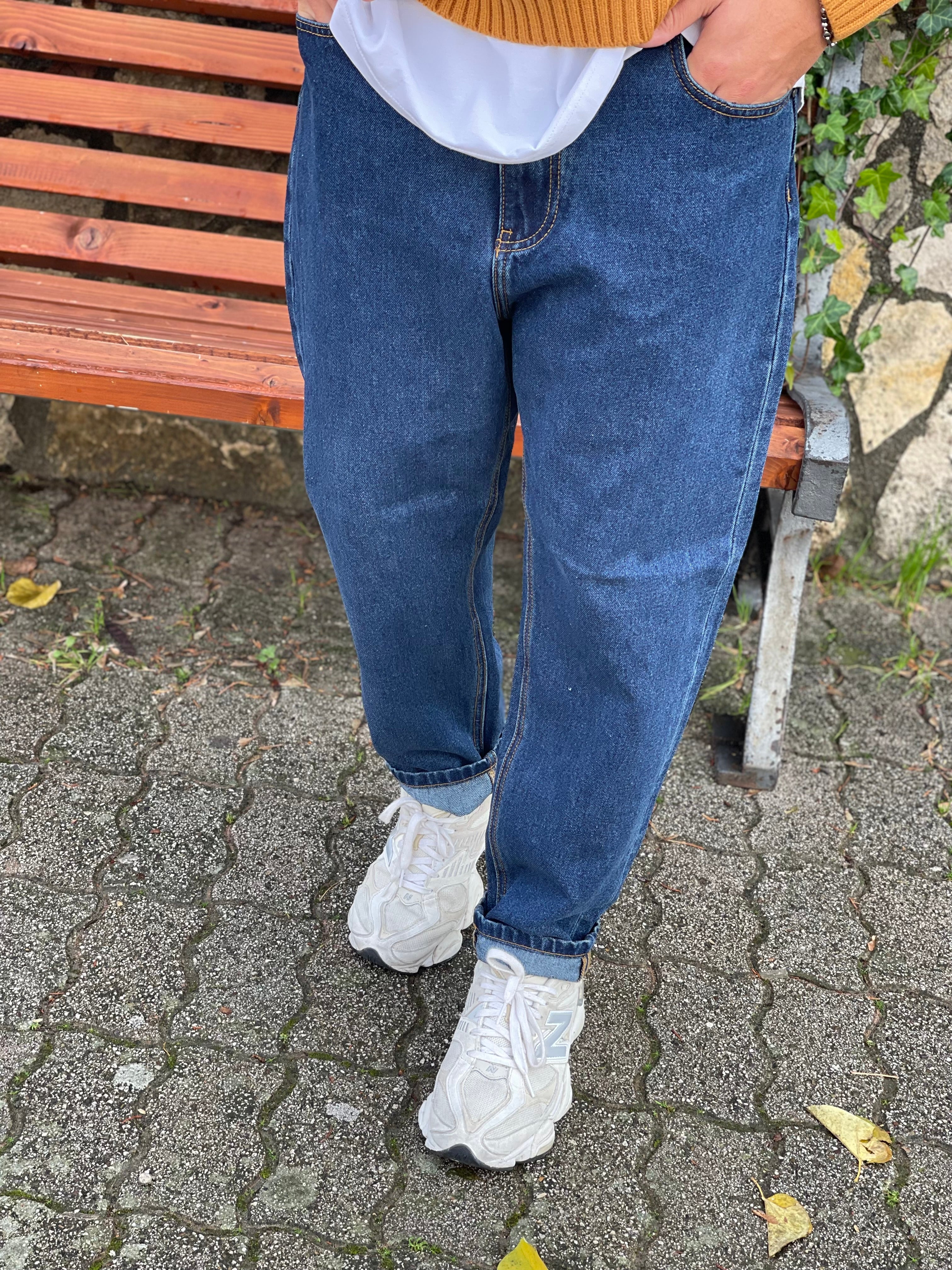 JEANS LAVAGGIO MEDIO