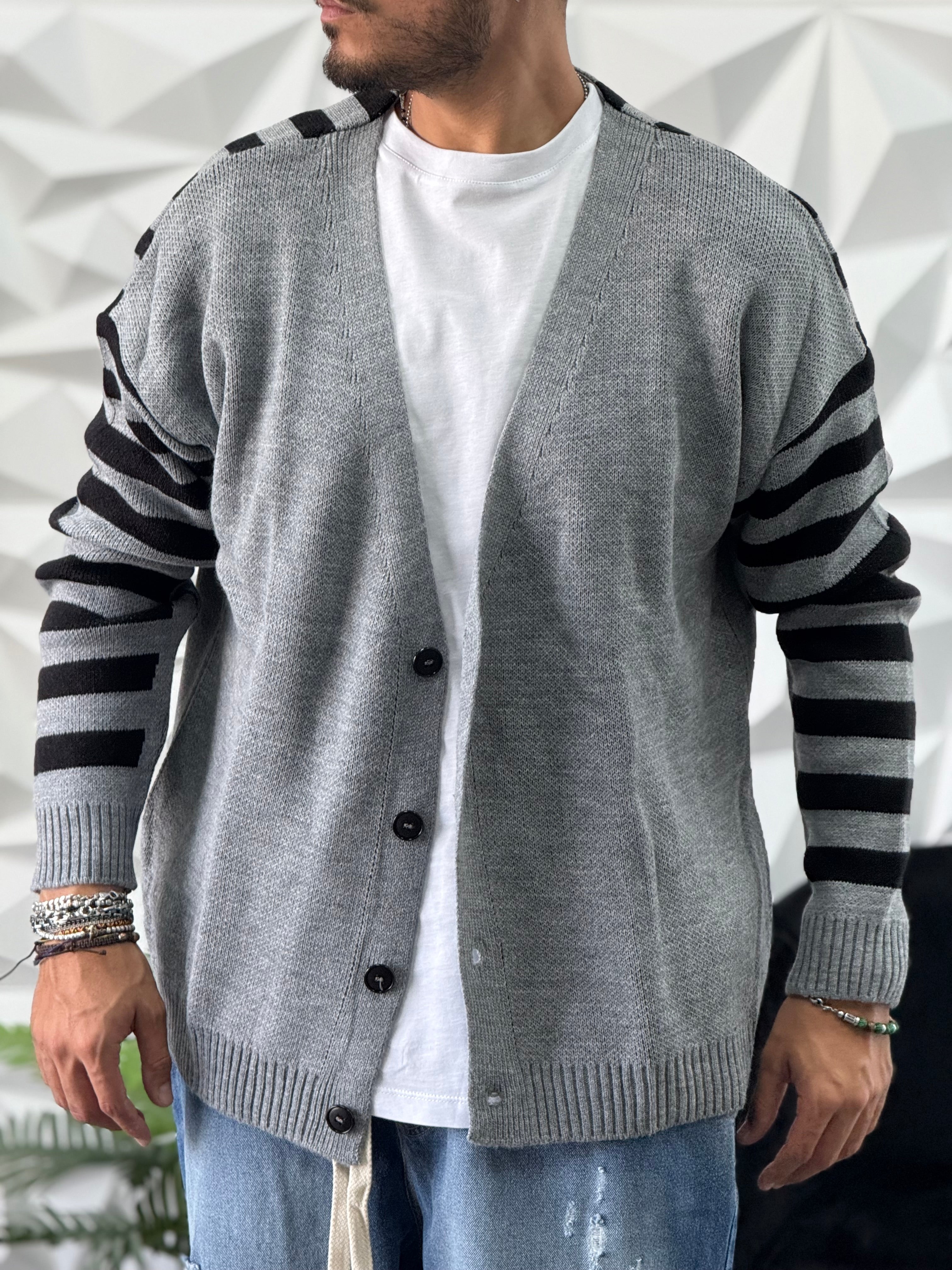 Cardigan riga over New Job Brand