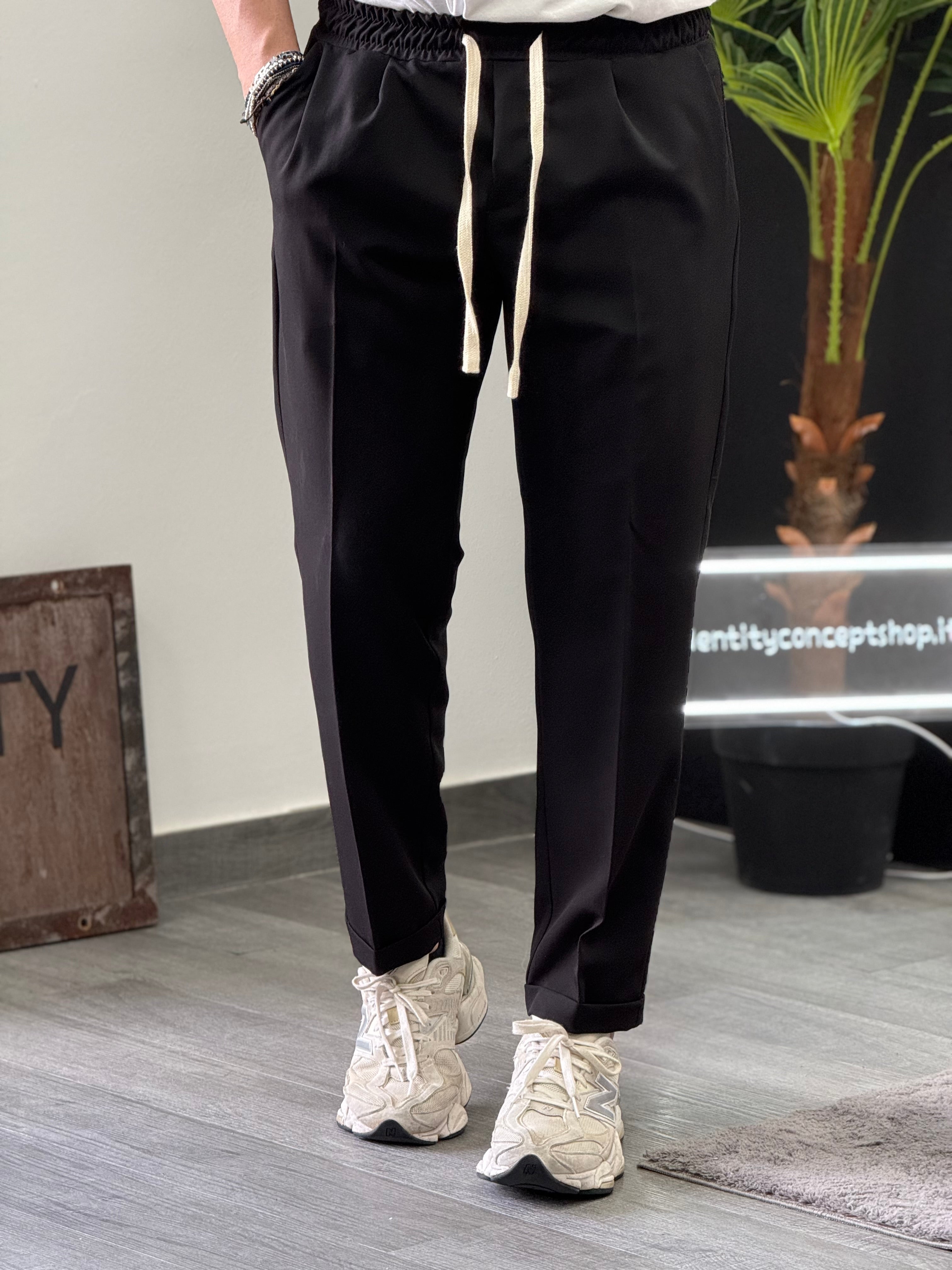 PANTALACCIO GOLDEN NEW JOB BRAND