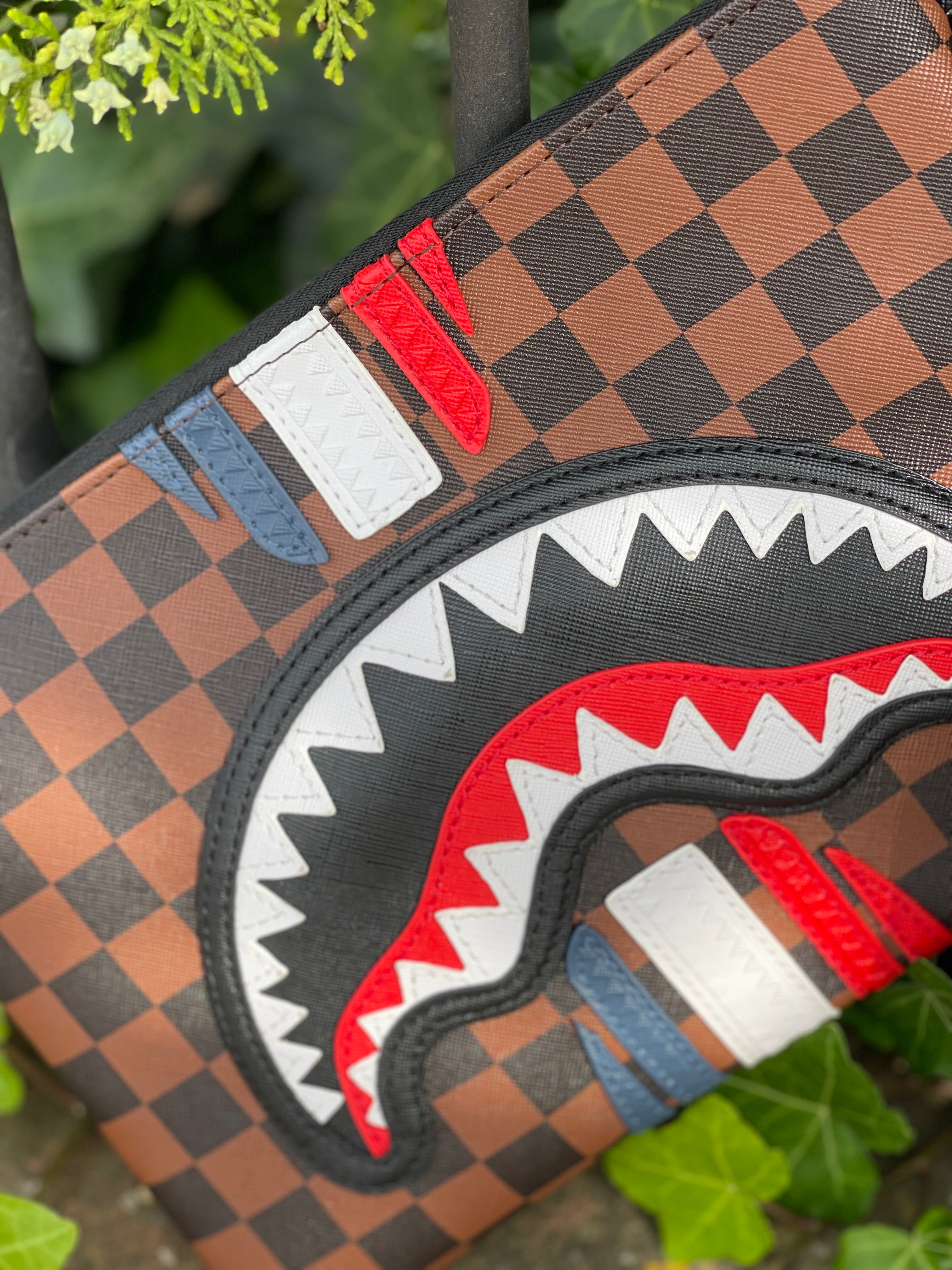 POCHETTE SPRAYGROUND