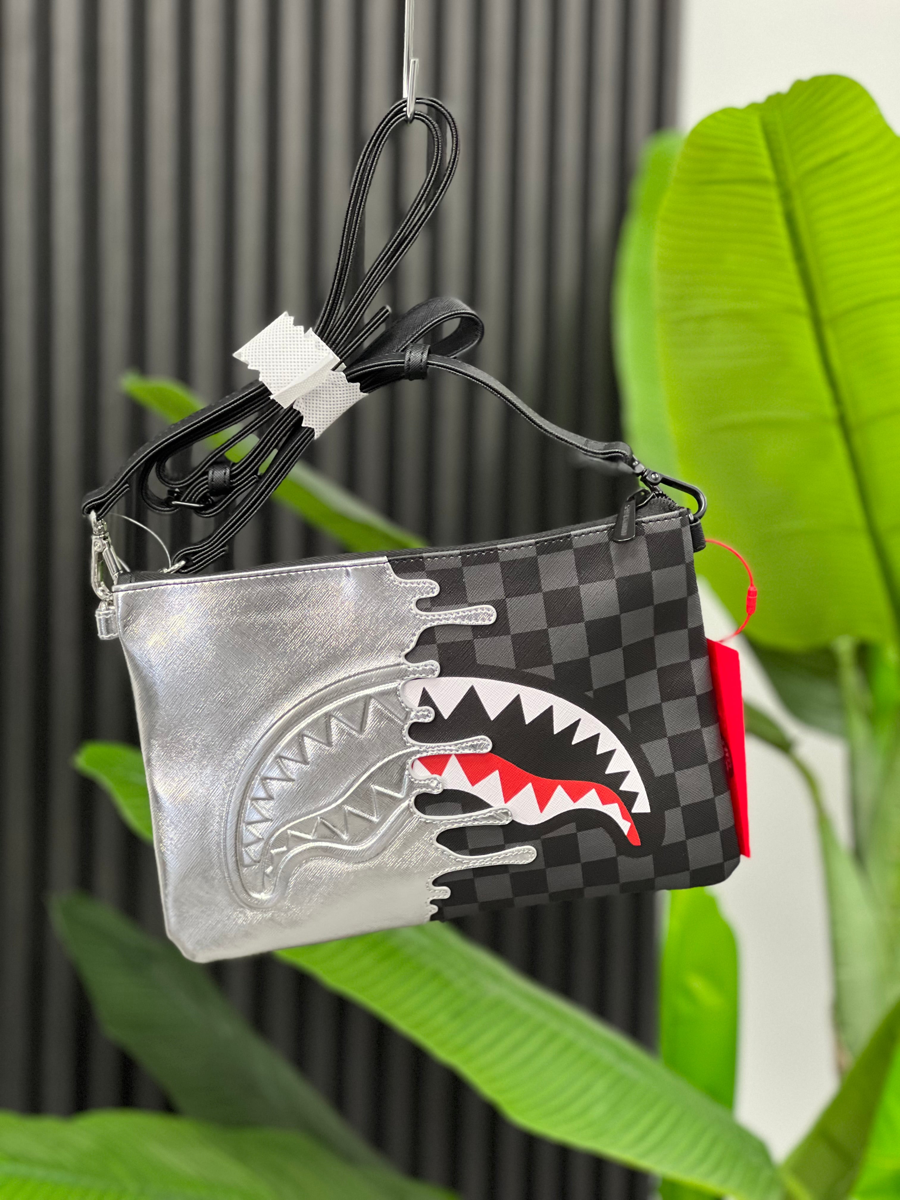 POCHETTE SPRAYGROUND
