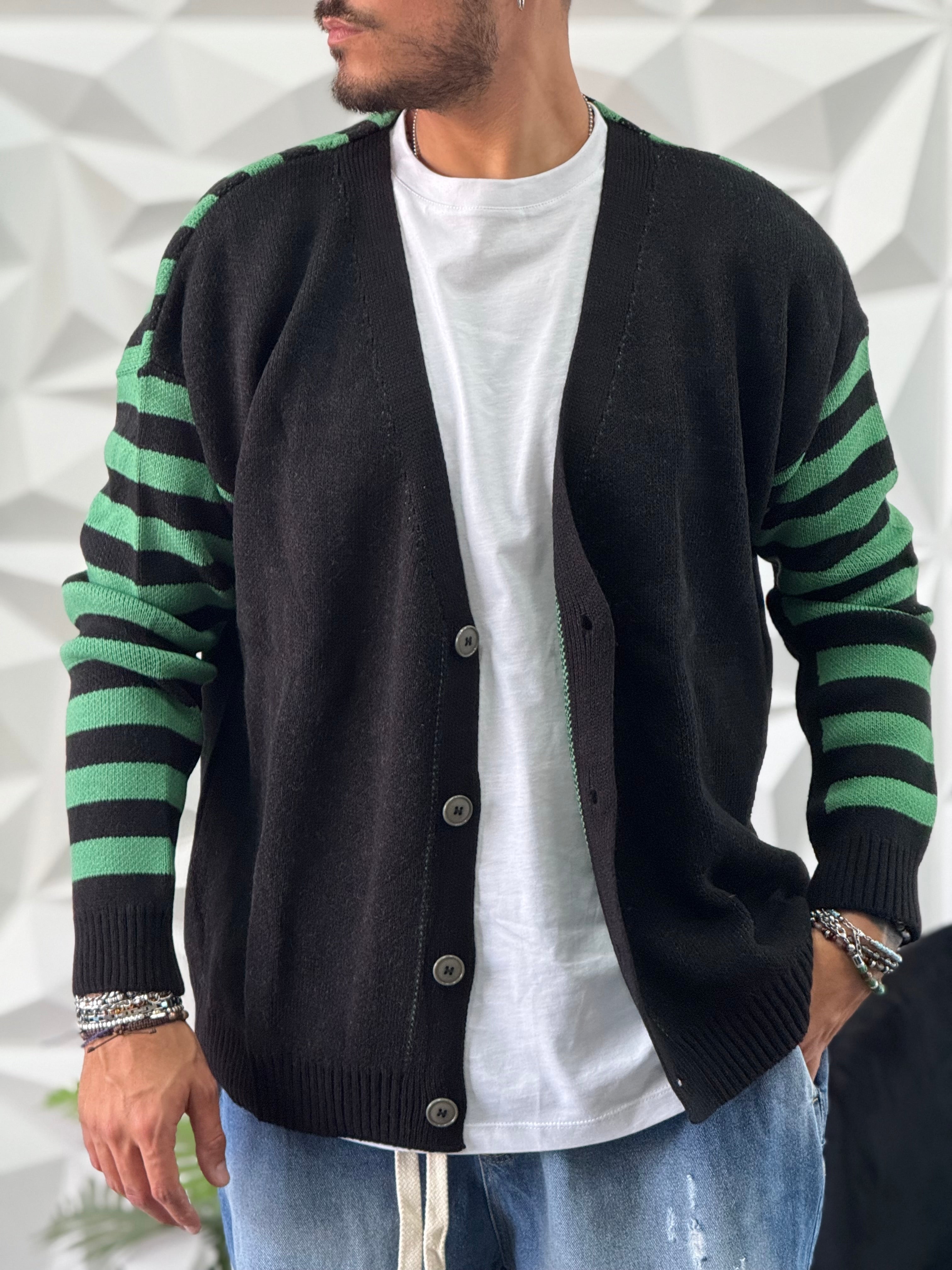 Cardigan riga over New Job Brand