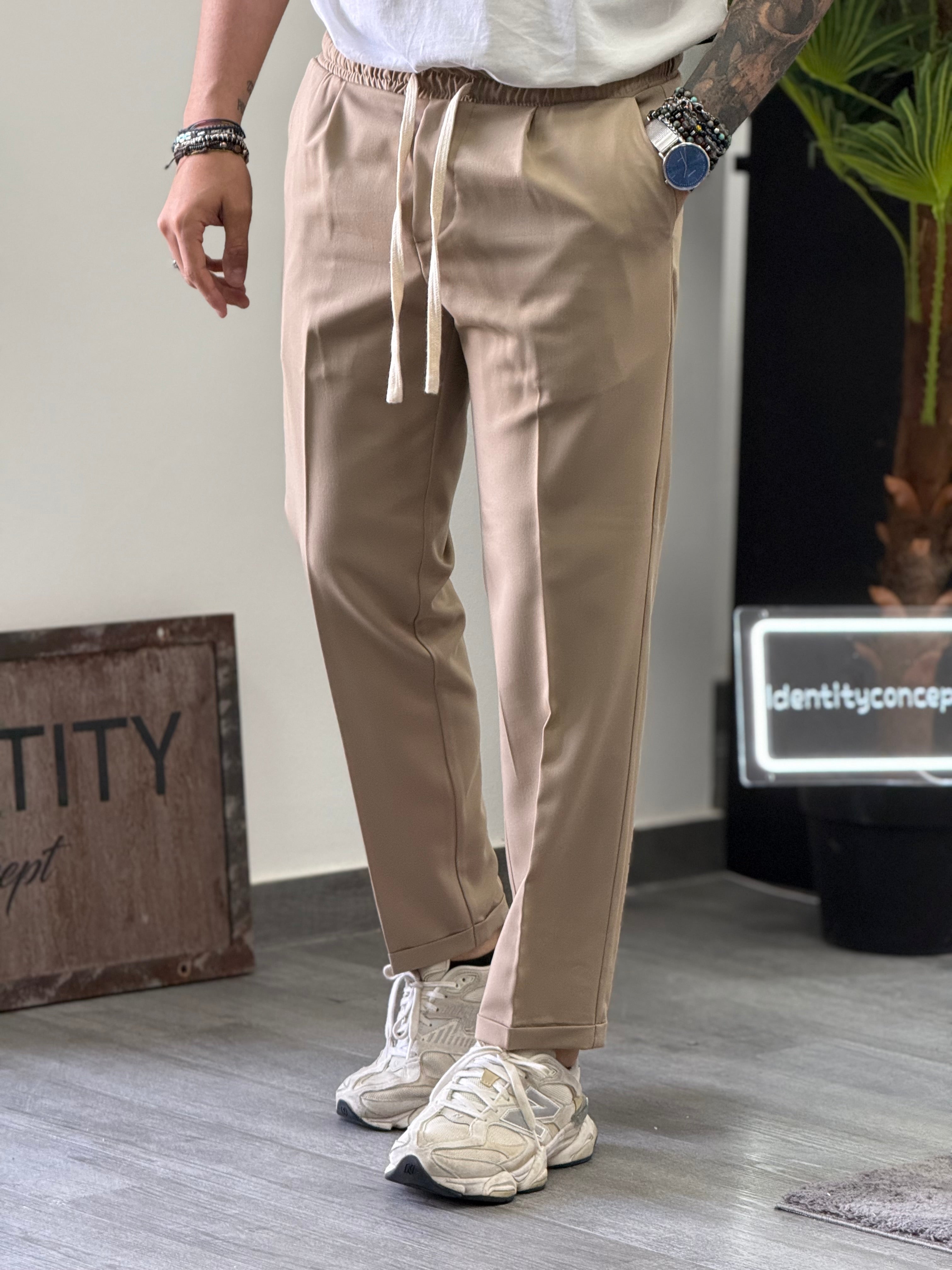 PANTALACCIO GOLDEN NEW JOB BRAND