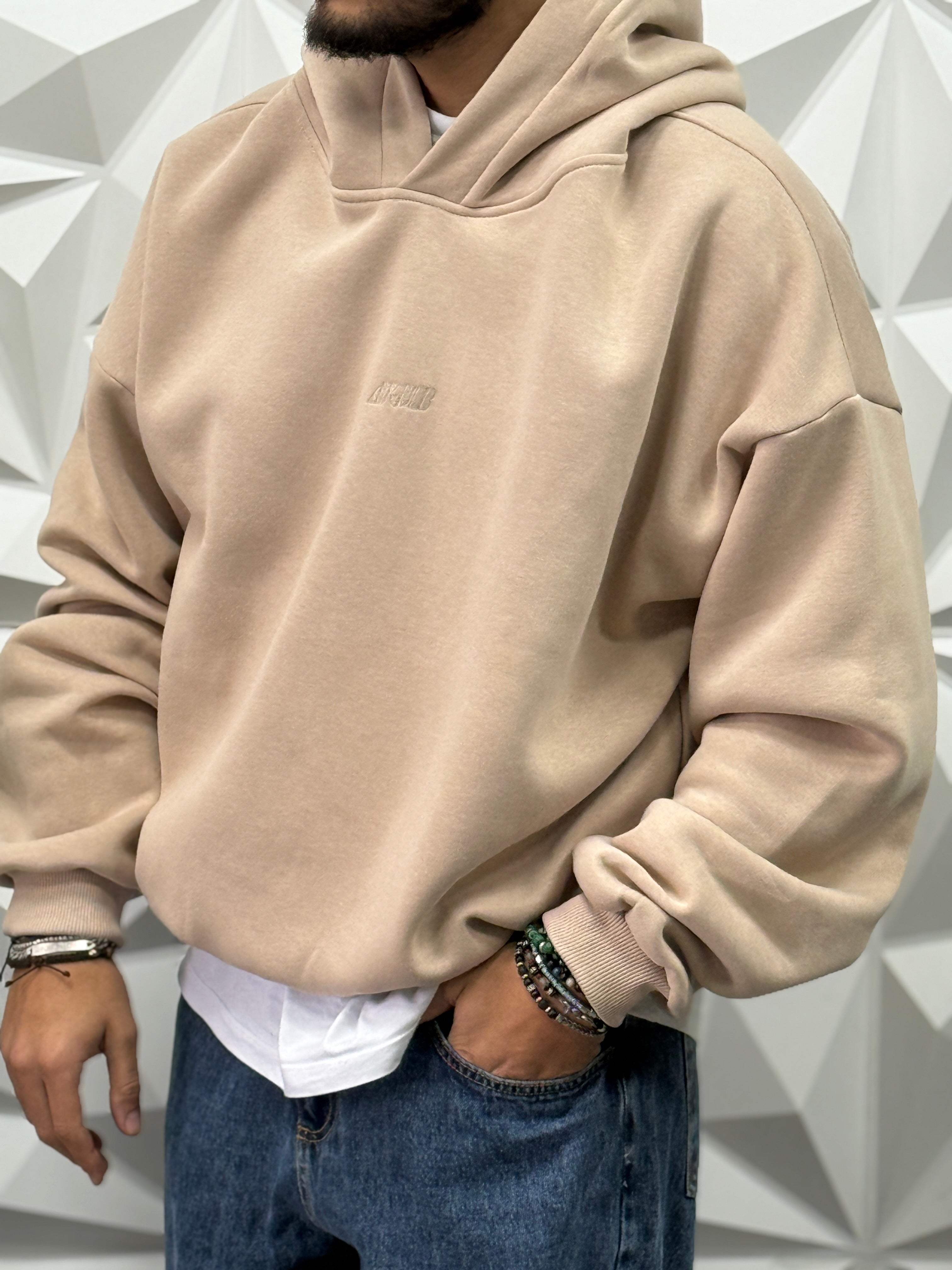 FELPA OVER BEIGE NEW JOB BRAND