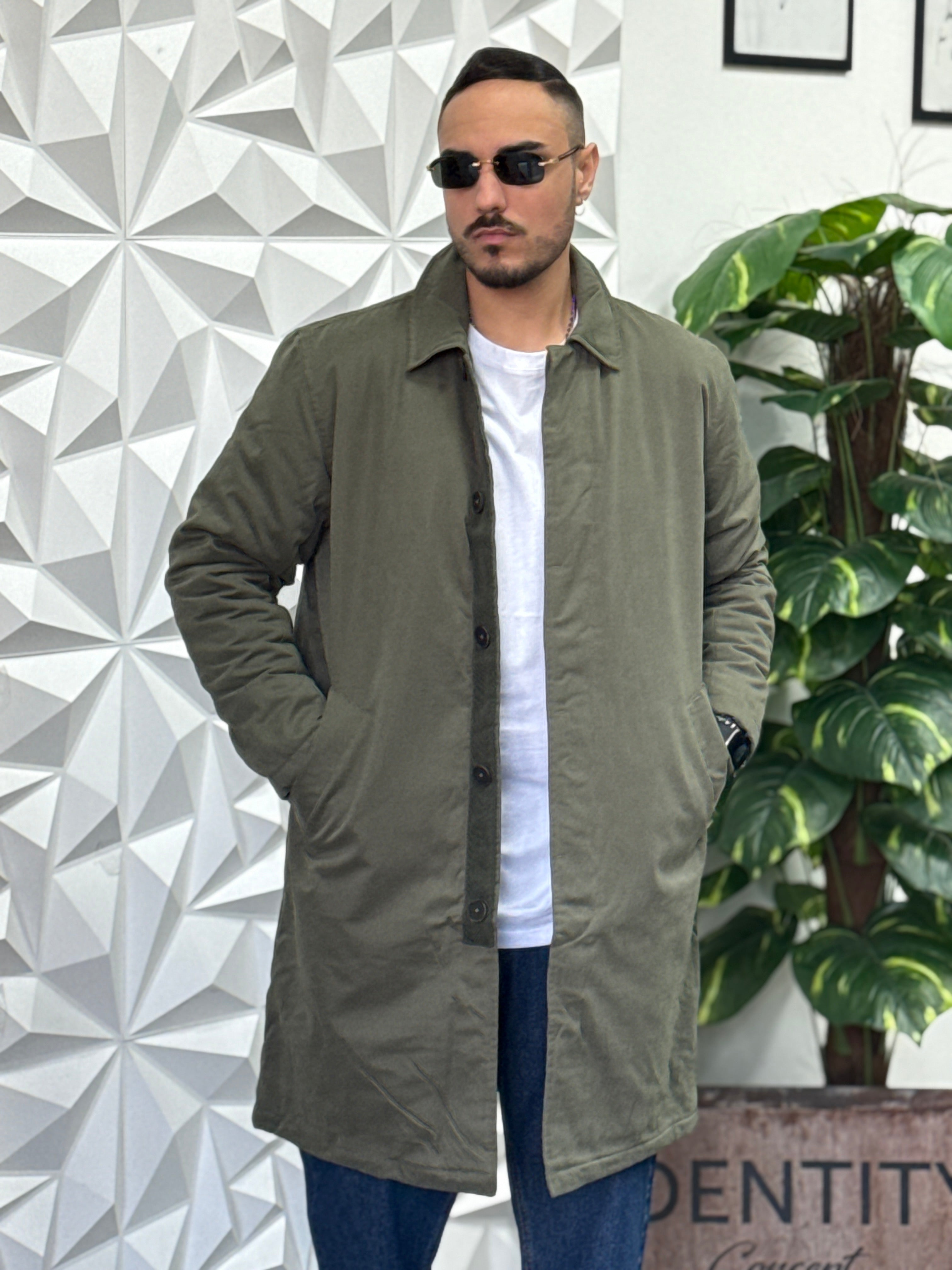 Trench verde militare