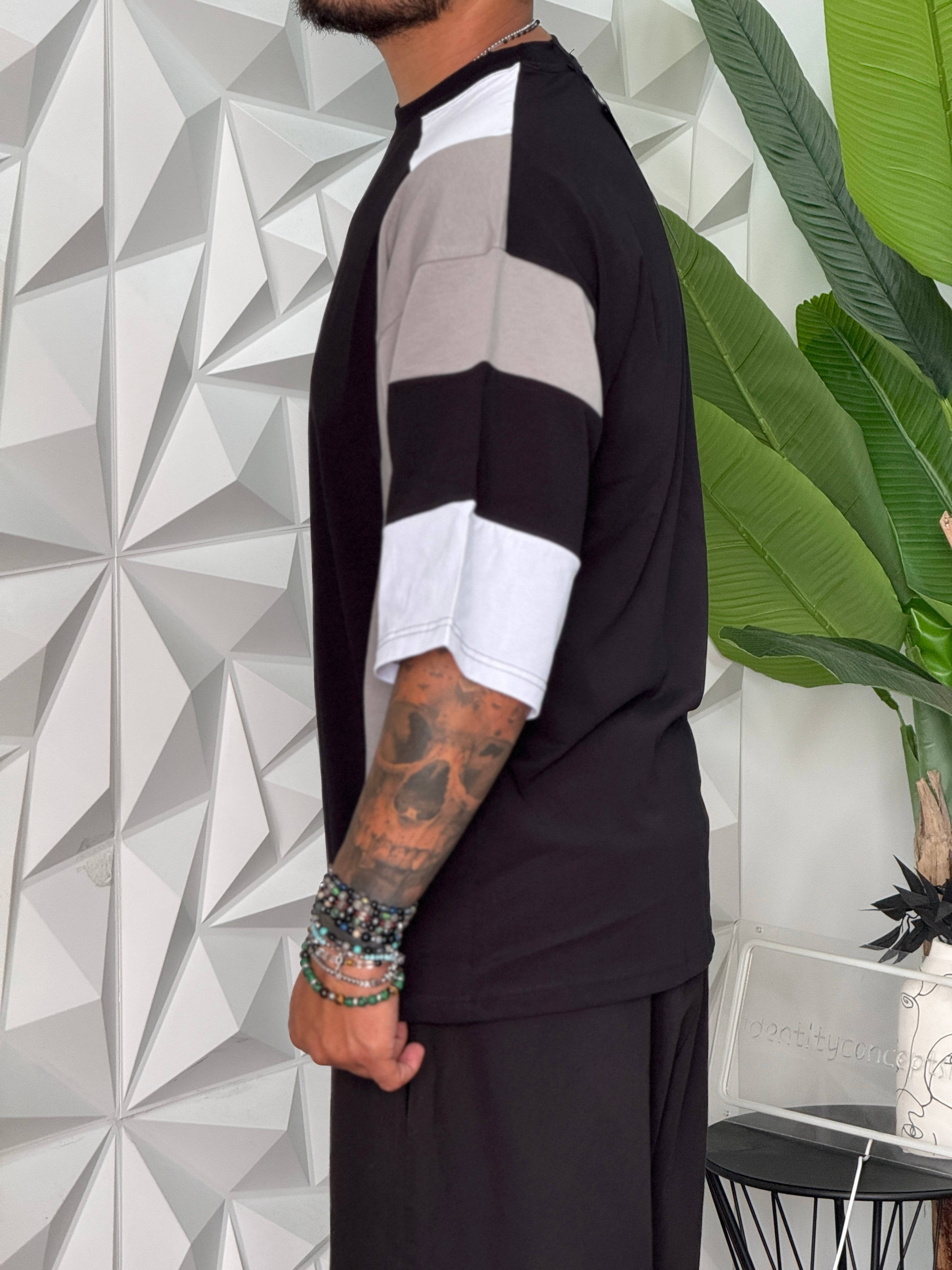 T-SHIRT OVER B/COLOR NEW JOB BRAND