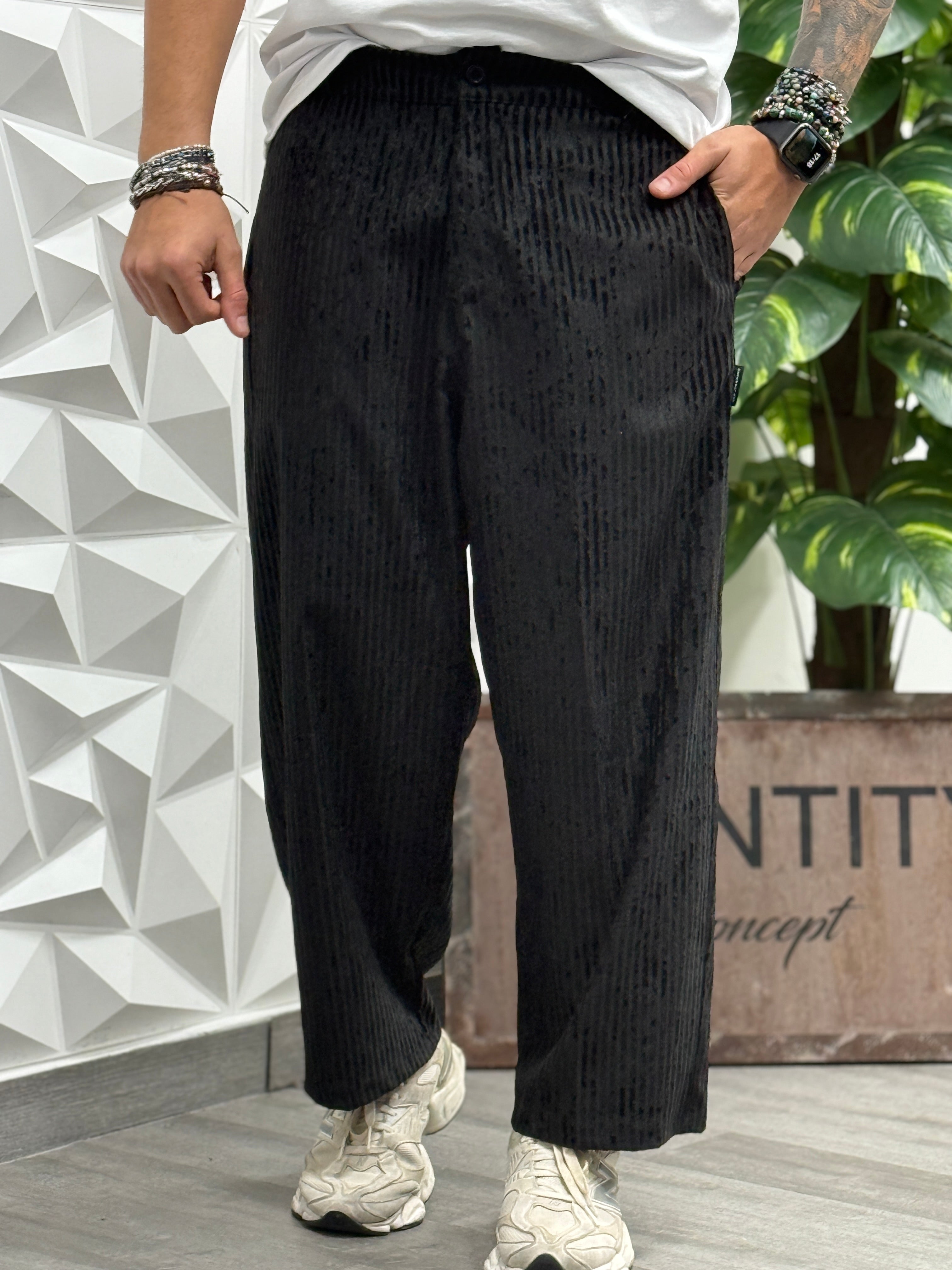 Pantalaccio velvet fondo ampio nero new job brand