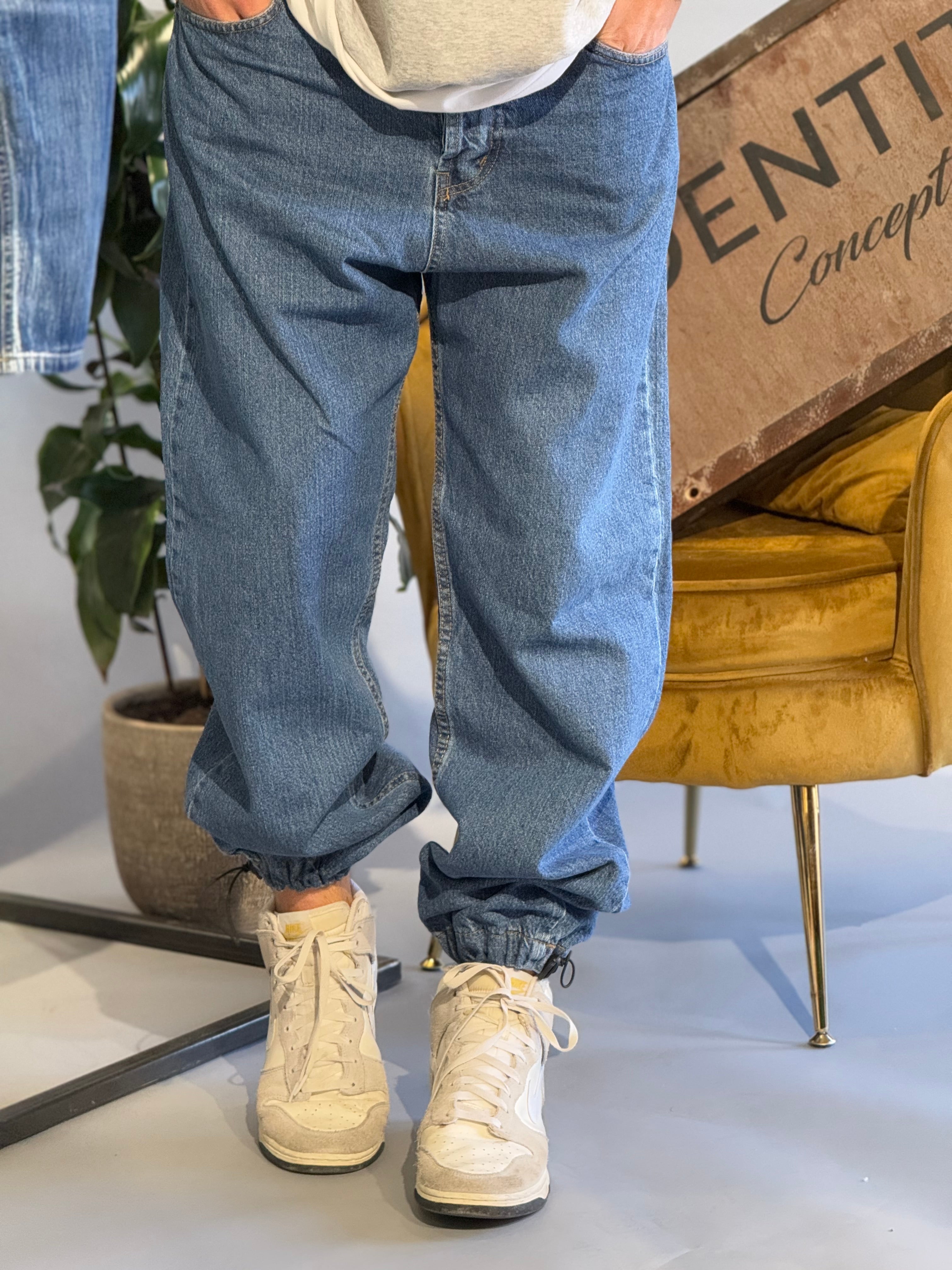 JEANS FONDO REGOLABILE lavaggio MEDIO NEW JOB BRAND