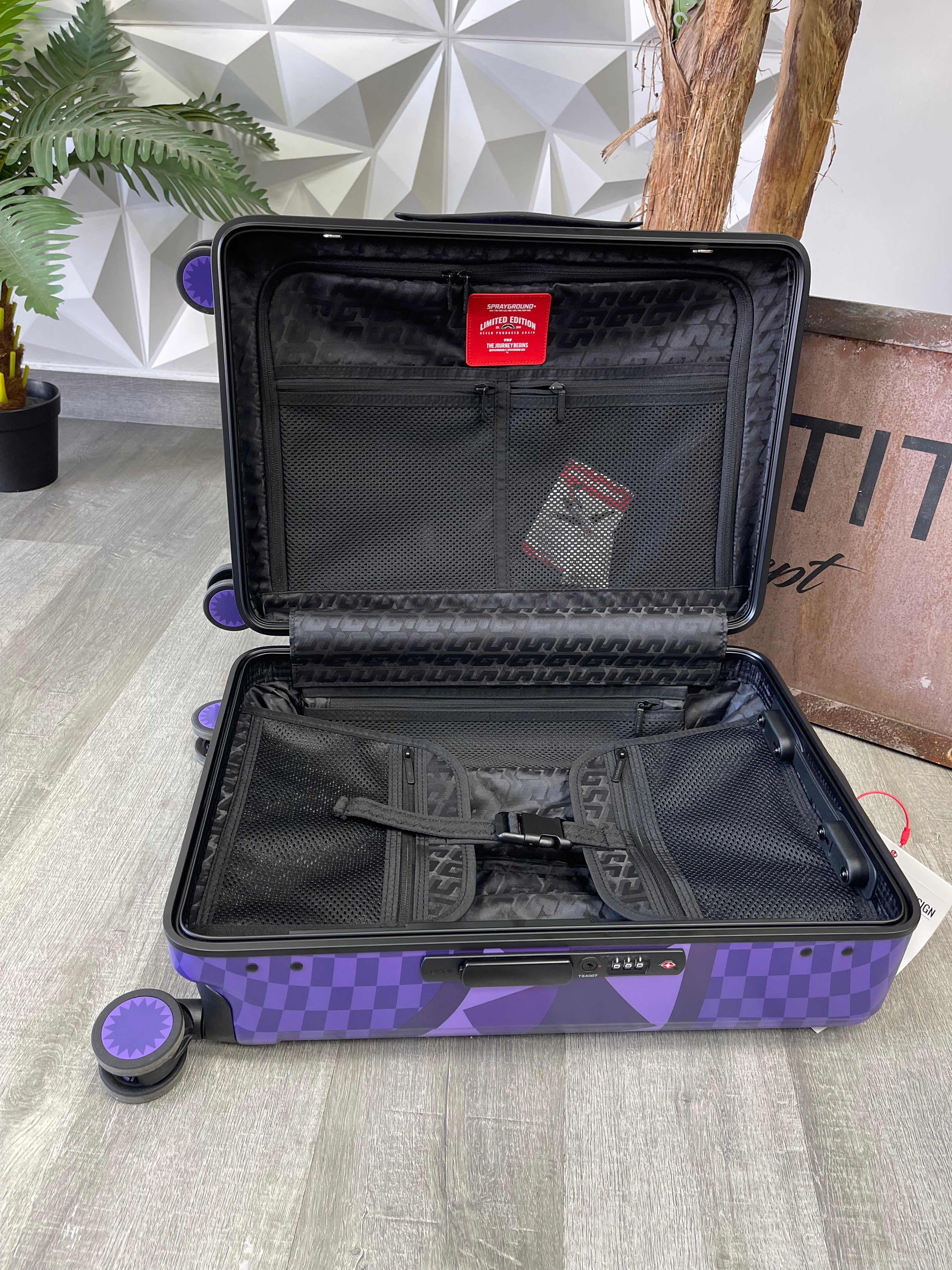 TROLLEY SPRAYGROUND