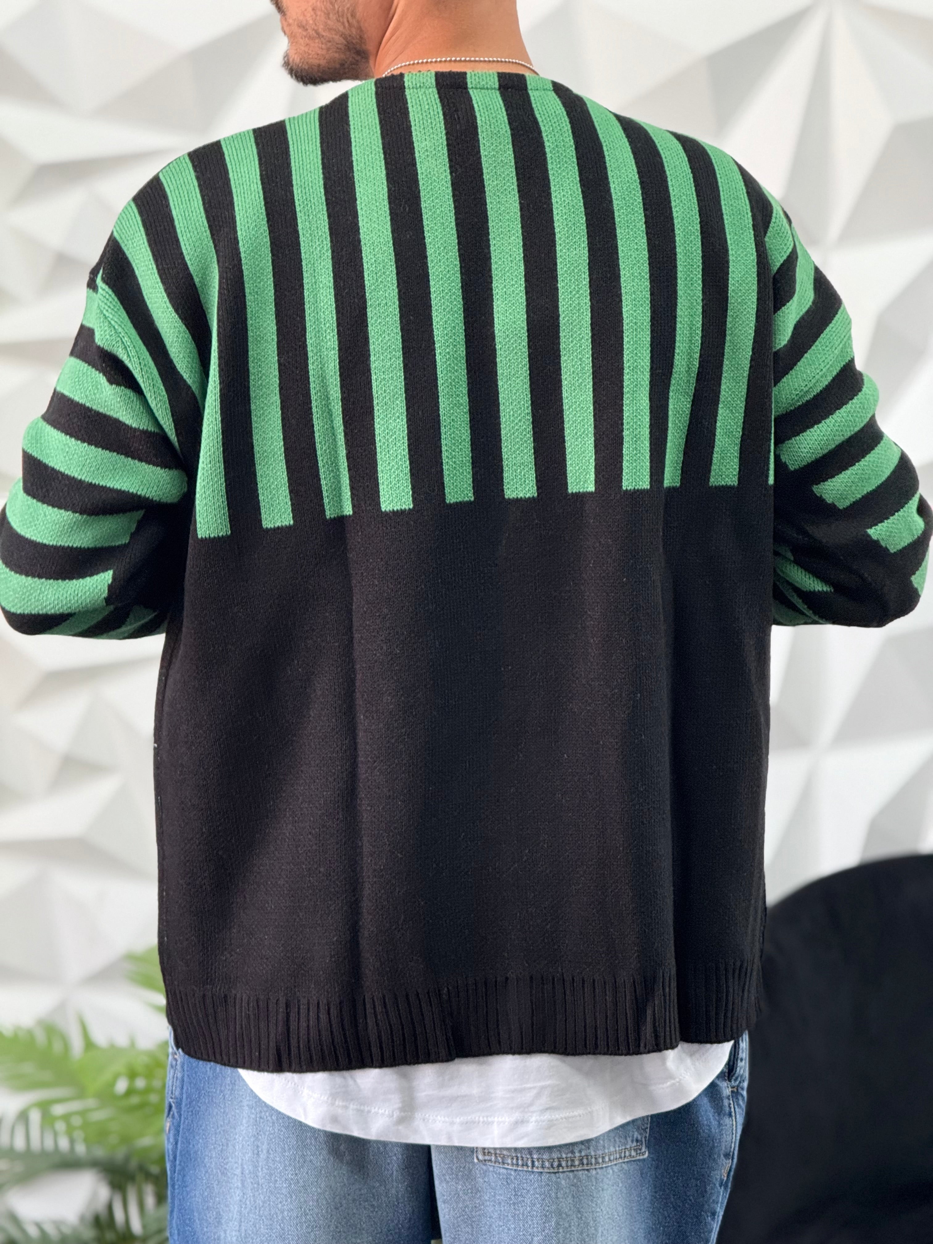 Cardigan riga over New Job Brand