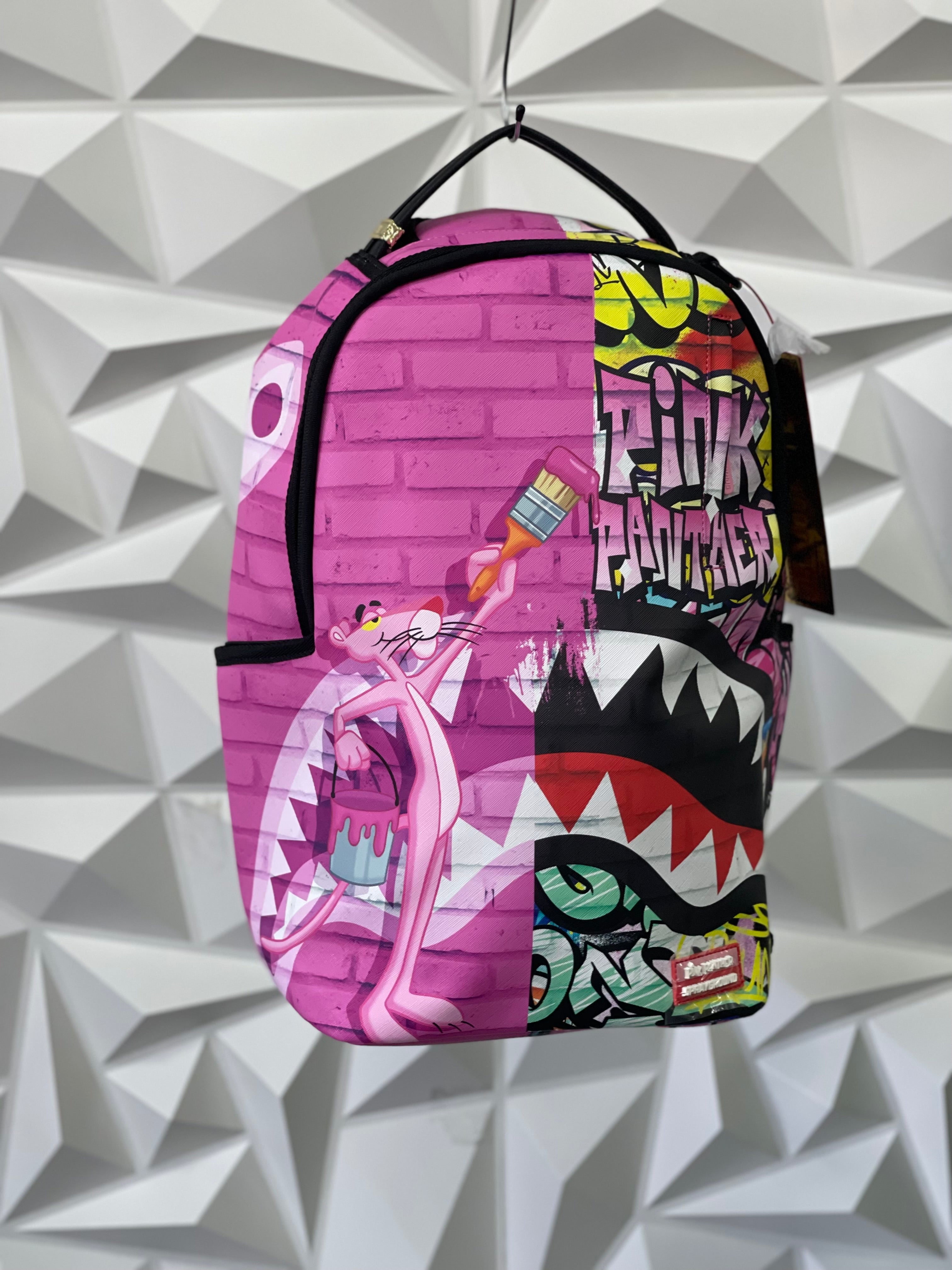 PINK PANTER  PAINTIG OVER GRAFFITI SPRAYGROUND