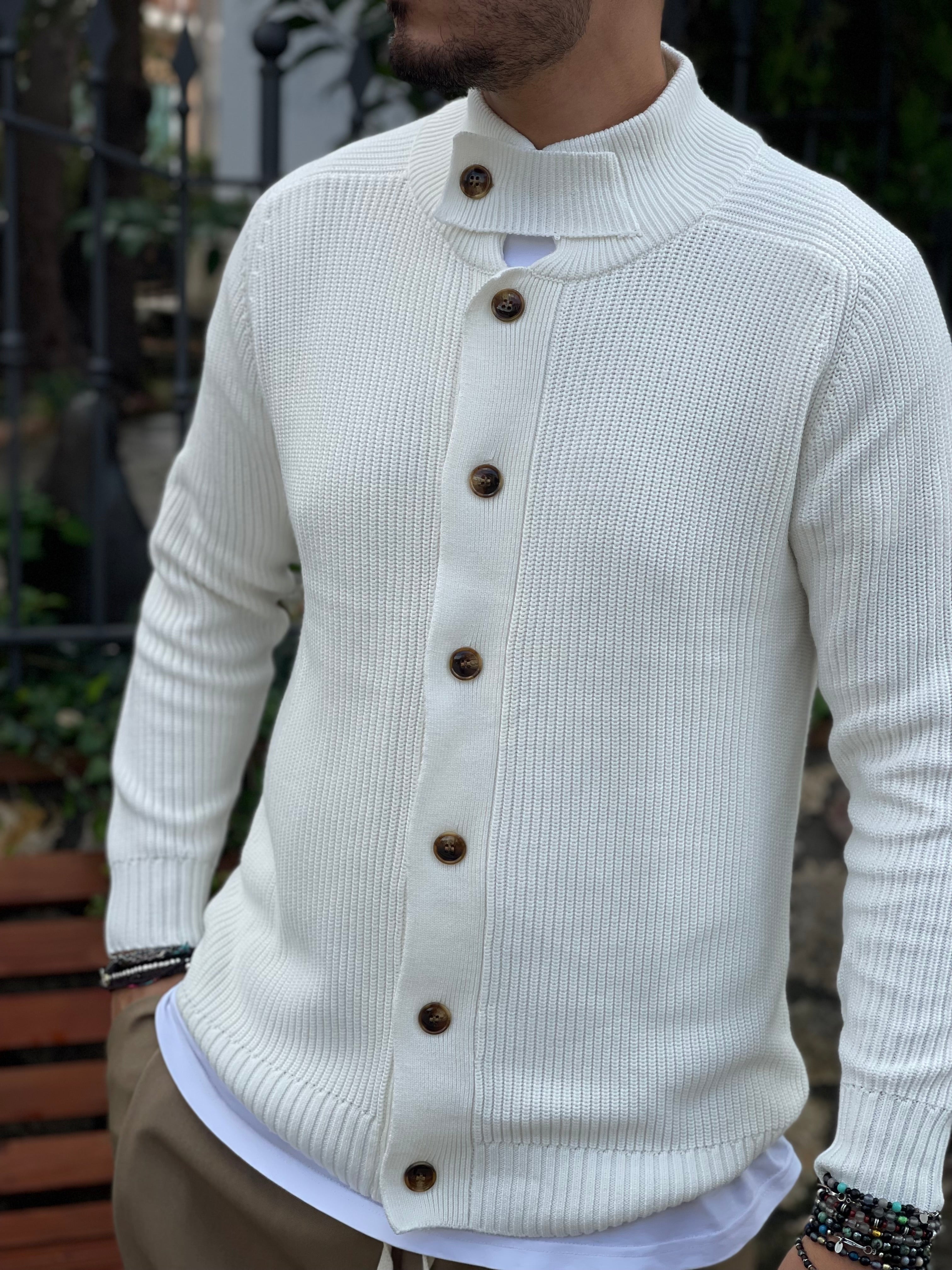 CARDIGAN BIANCO MEZZOCOLLO CON ABBOTTONATURA LATERALE