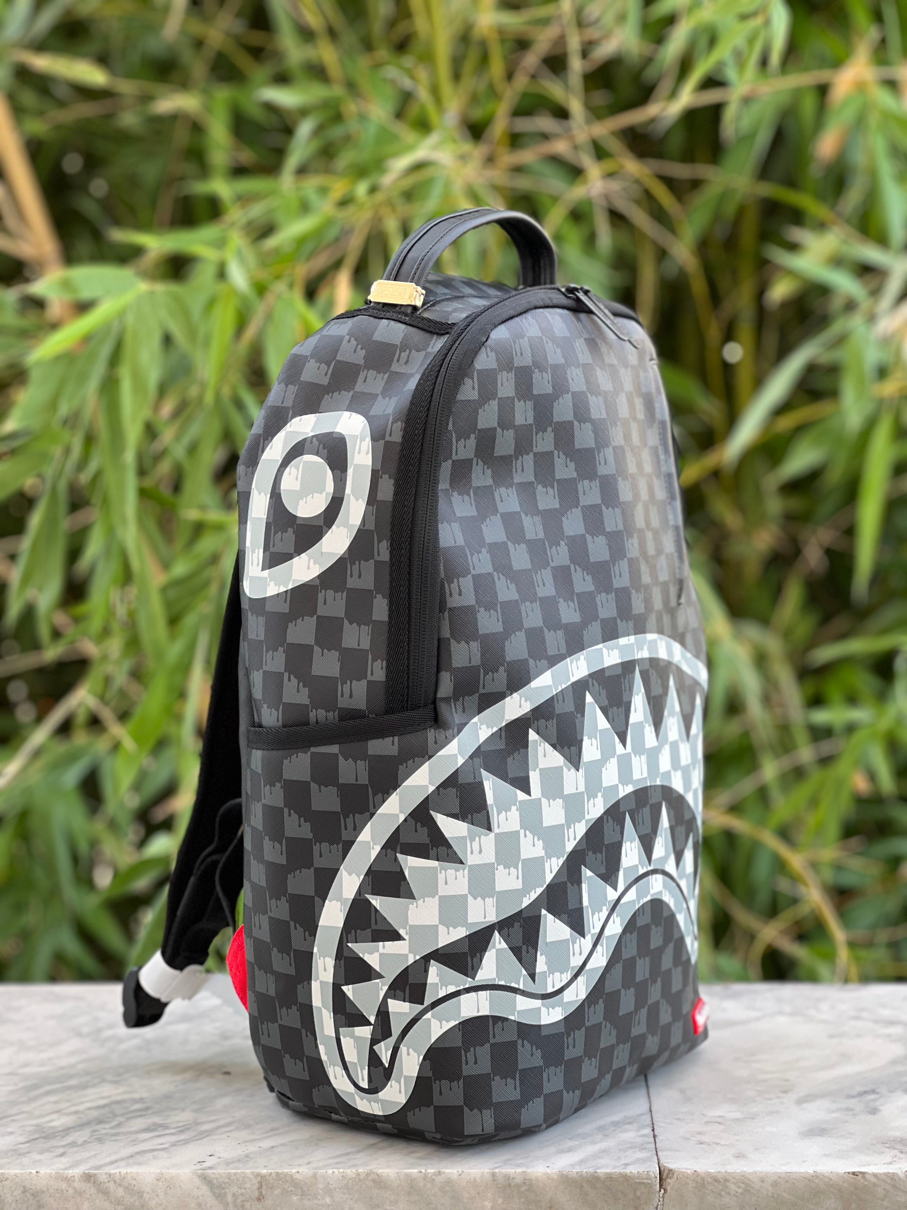ZAINO SPRAYGROUND BLACK AND WHITE DRIP CHECK SHARK