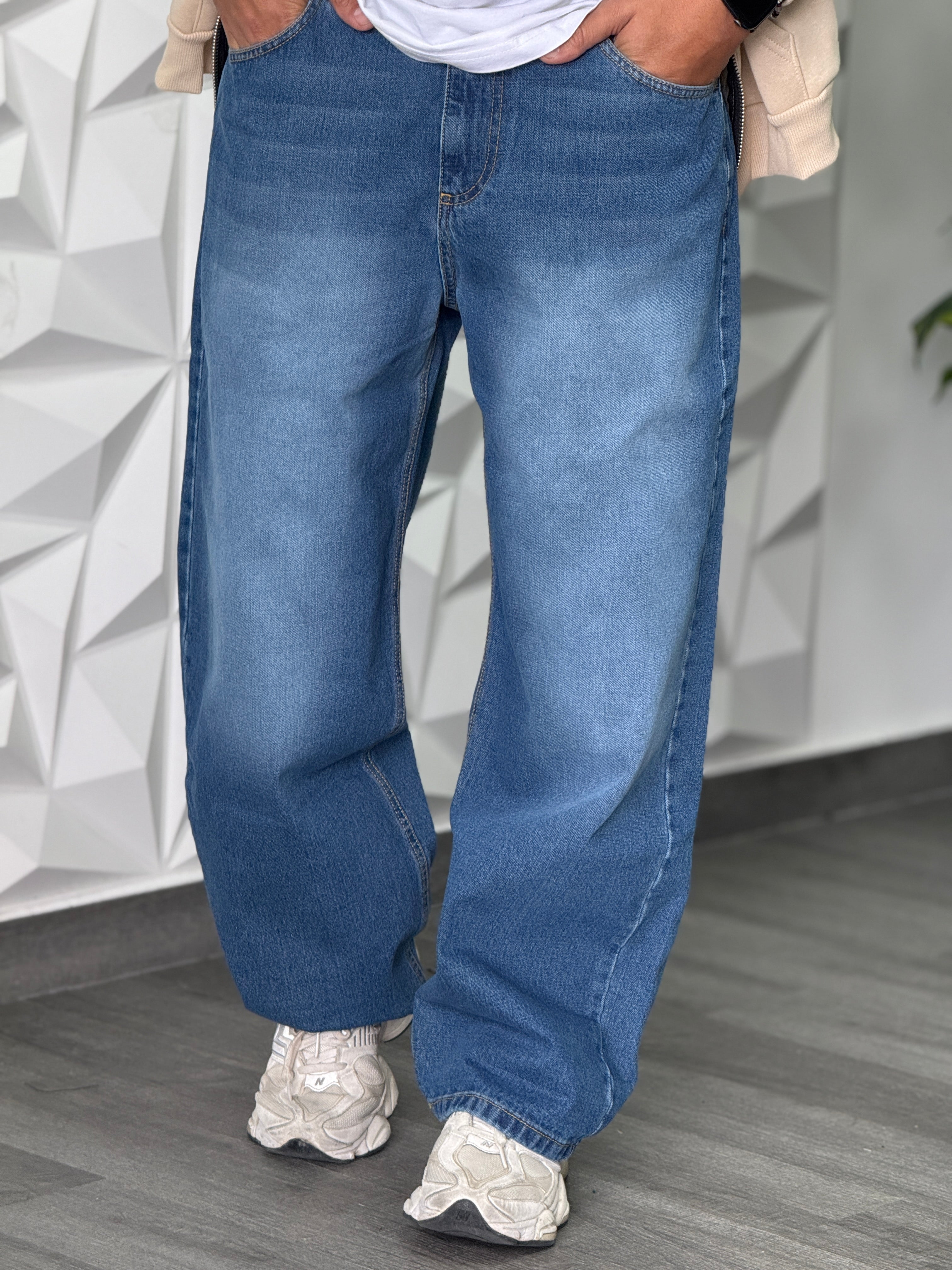 Jeans BAGGY  New Job Brand