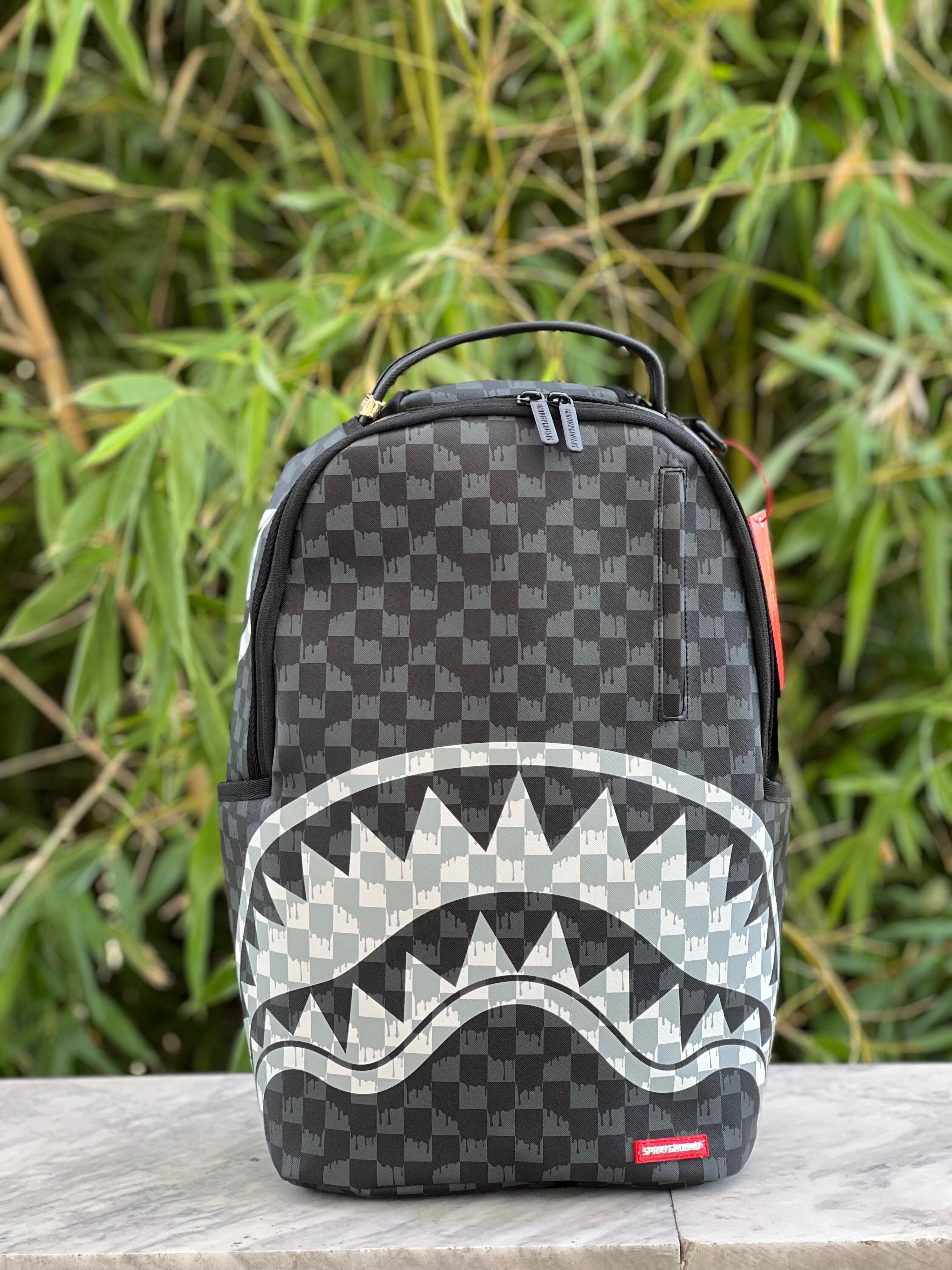 ZAINO SPRAYGROUND BLACK AND WHITE DRIP CHECK SHARK