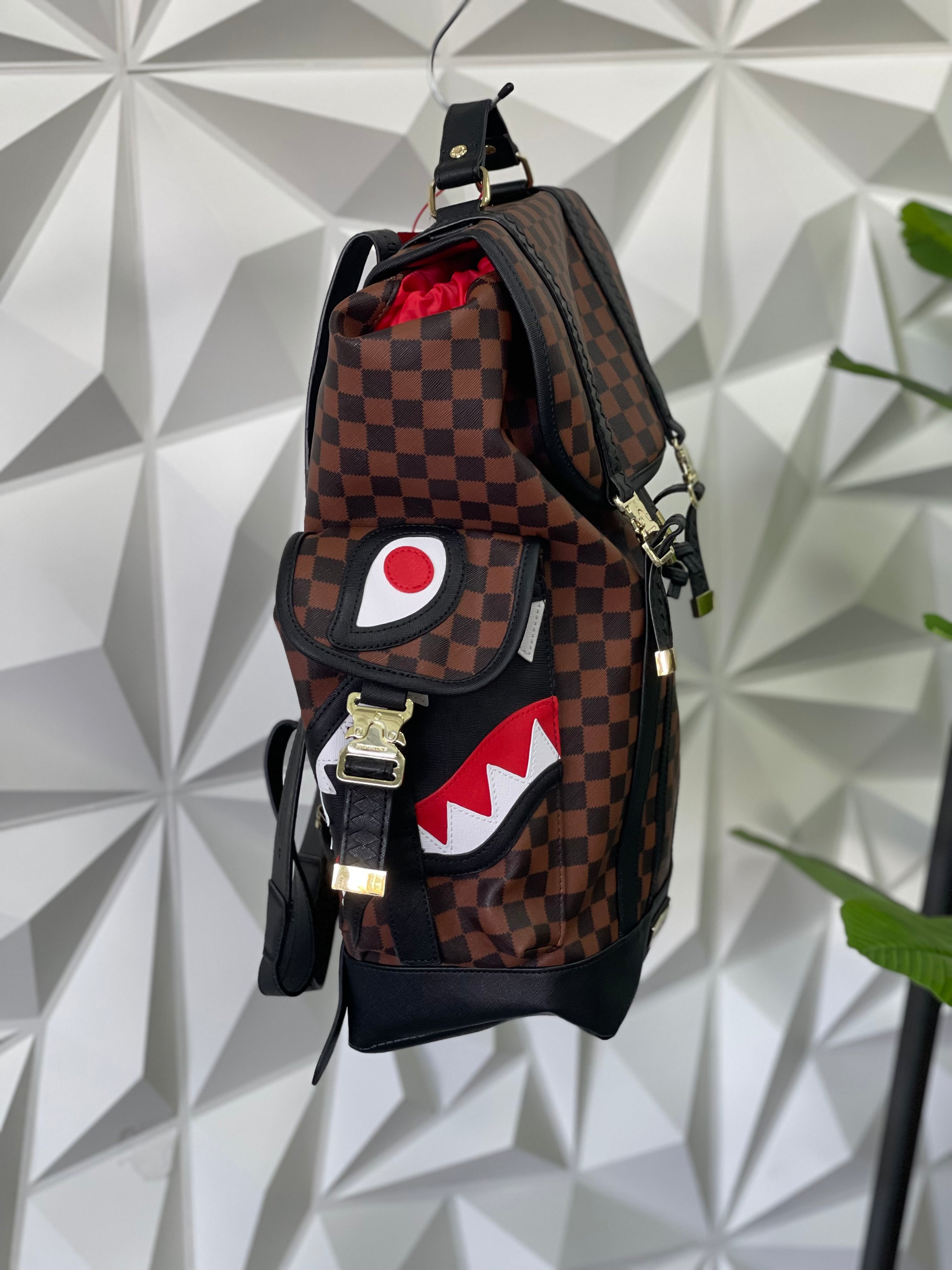 ZAINO SPRAYGROUND. B