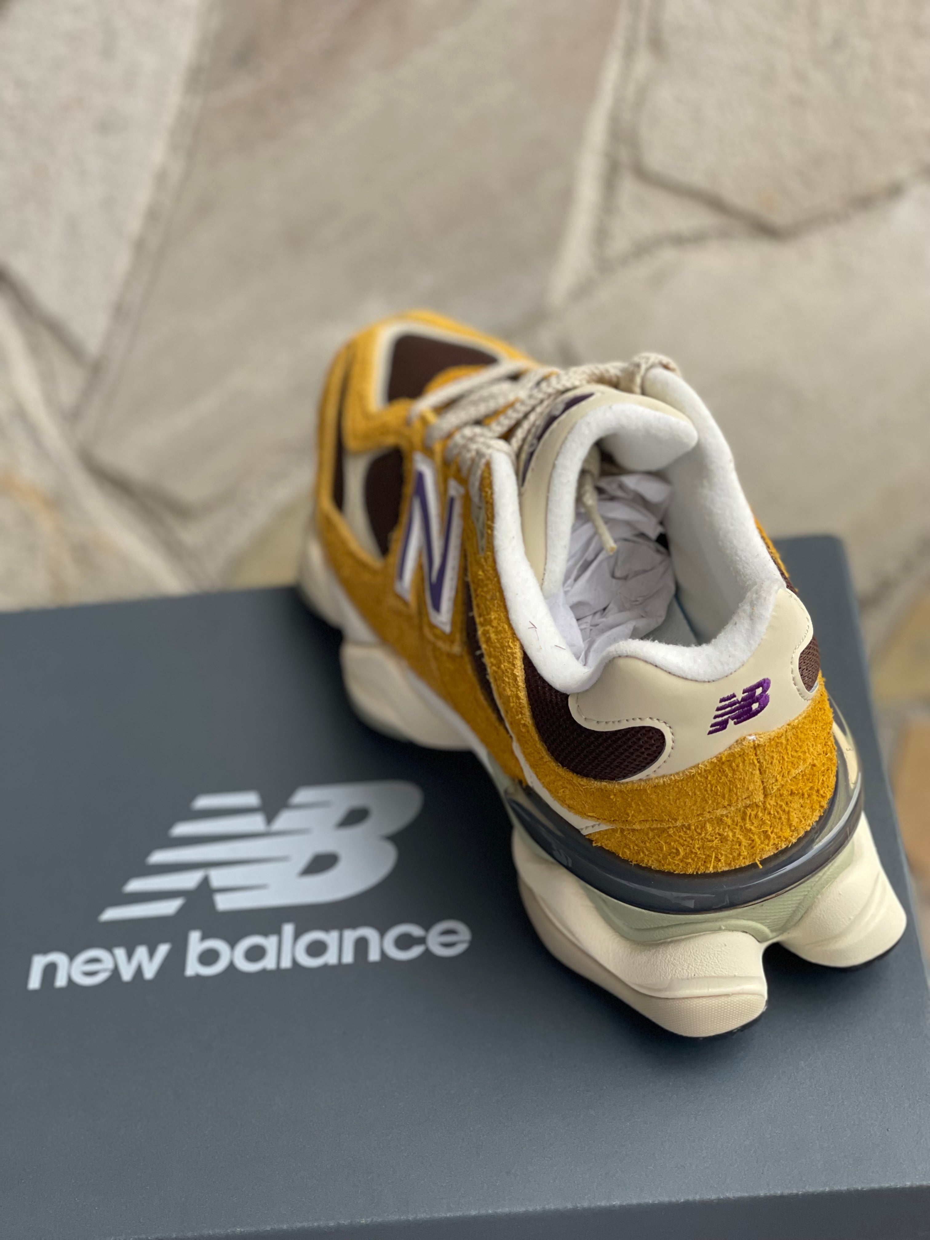 NEW BALANCE 9060