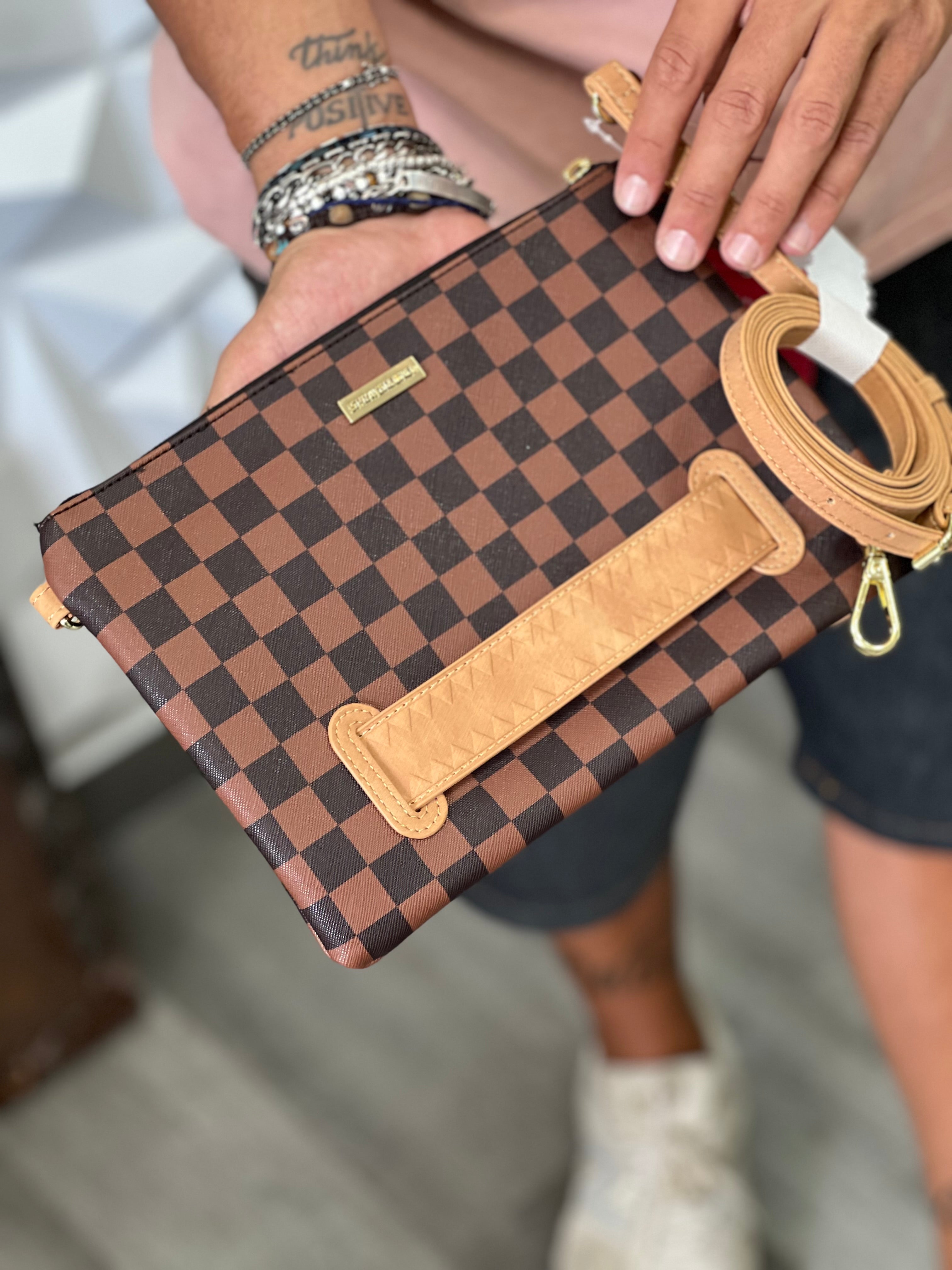 SPRAYGROUND POCHETTE UOMO HENNYVILLE CROSSOVER CLUTCH 910B7994NSZ MARRONE