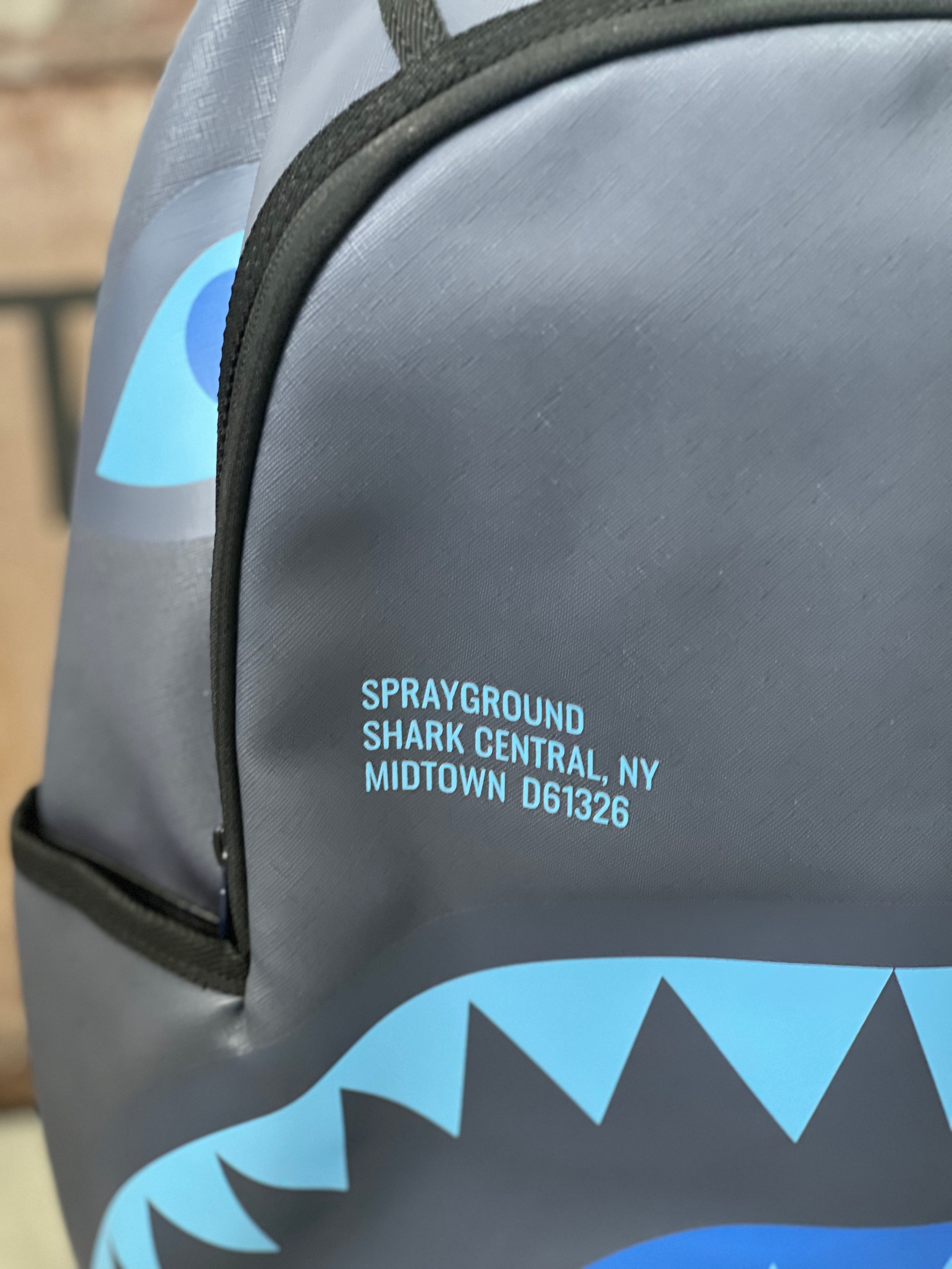 SHARK CENTRAL MIDNIGHT BLUE DLXSV BACKPACK 910B7633NS2
