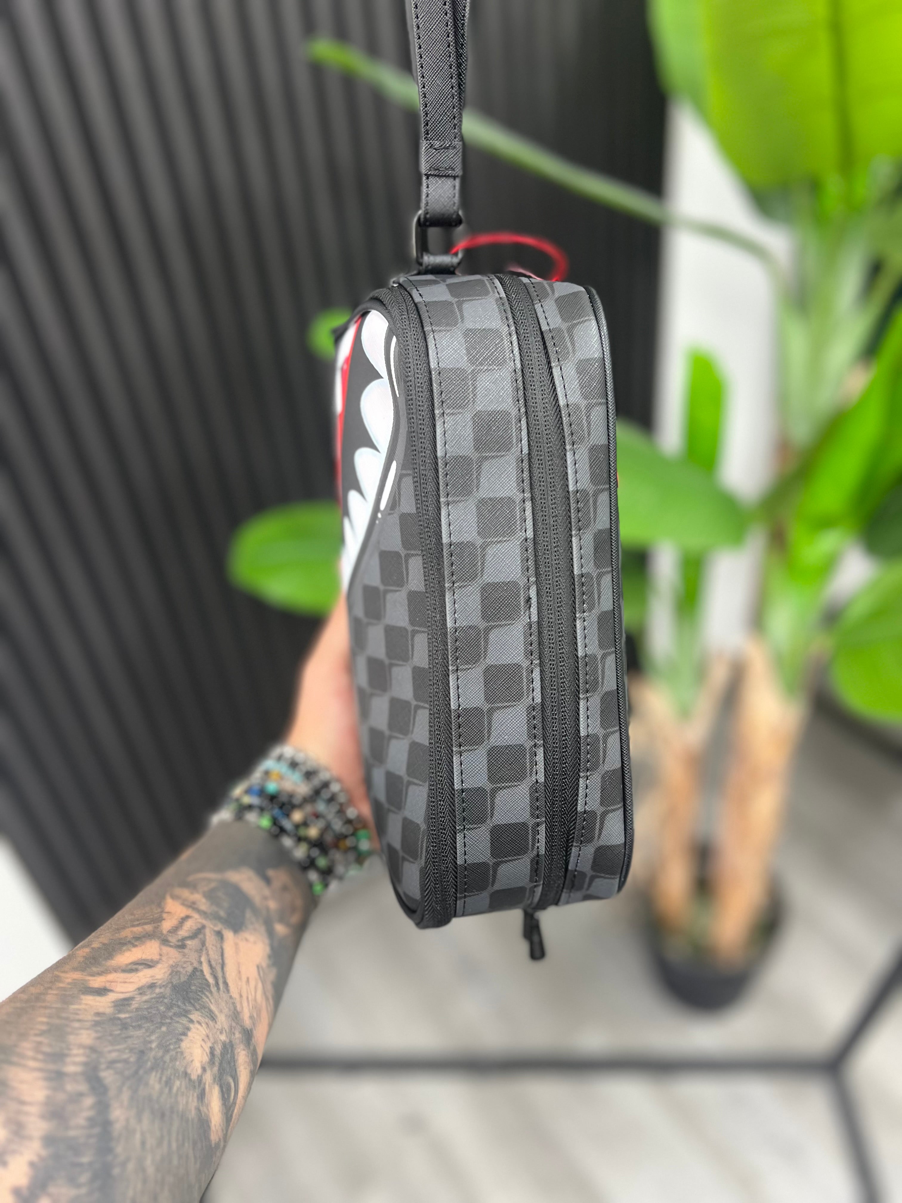 POCHETTE DOPPIA SPRAYGROUND