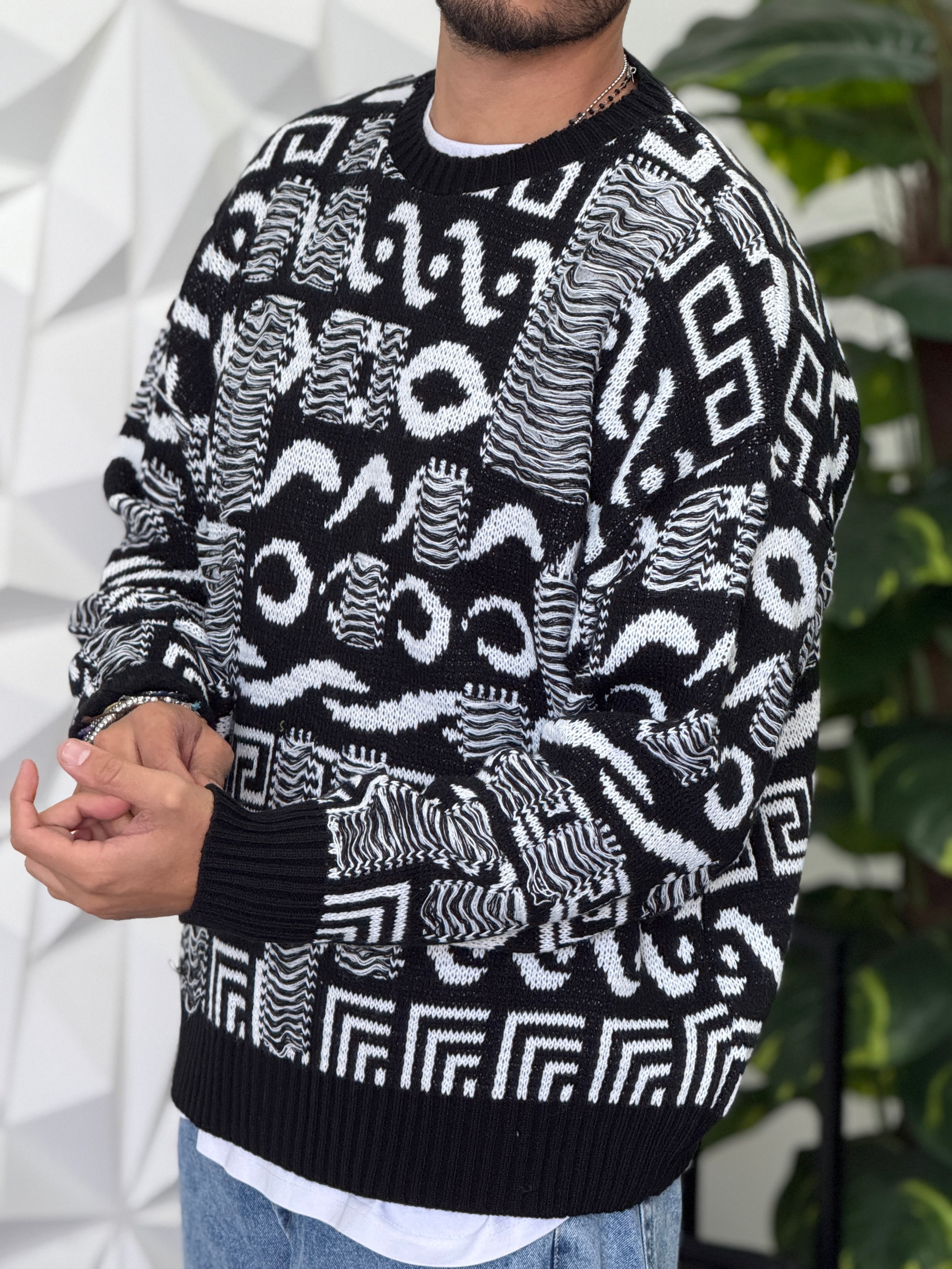 PULLOVER OVERSIZE MOSAICO EFFETTO STRAPPATO NEW JOB. BRAND