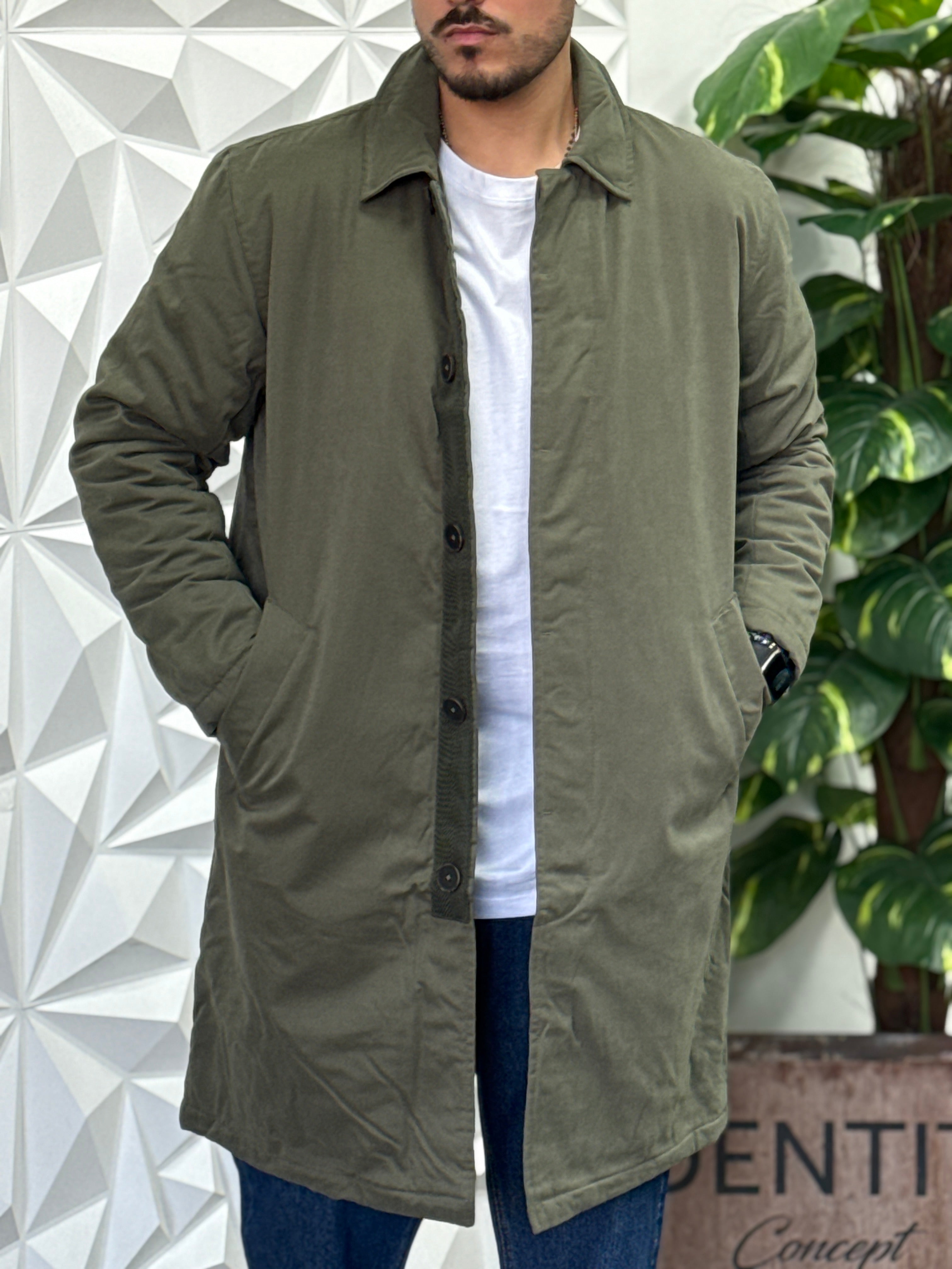 Trench verde militare