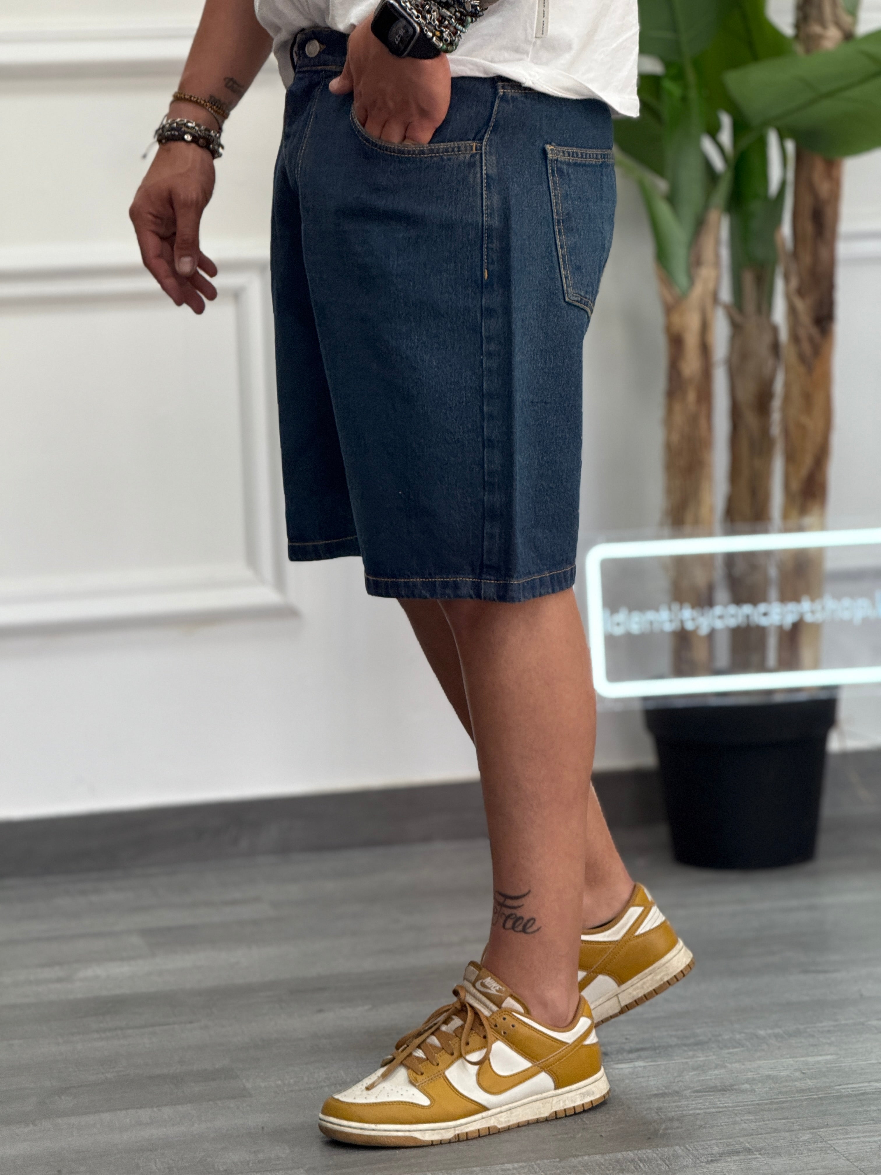BERMUDA BALEN JEANSATO BASIC  NEW JOB BRAND