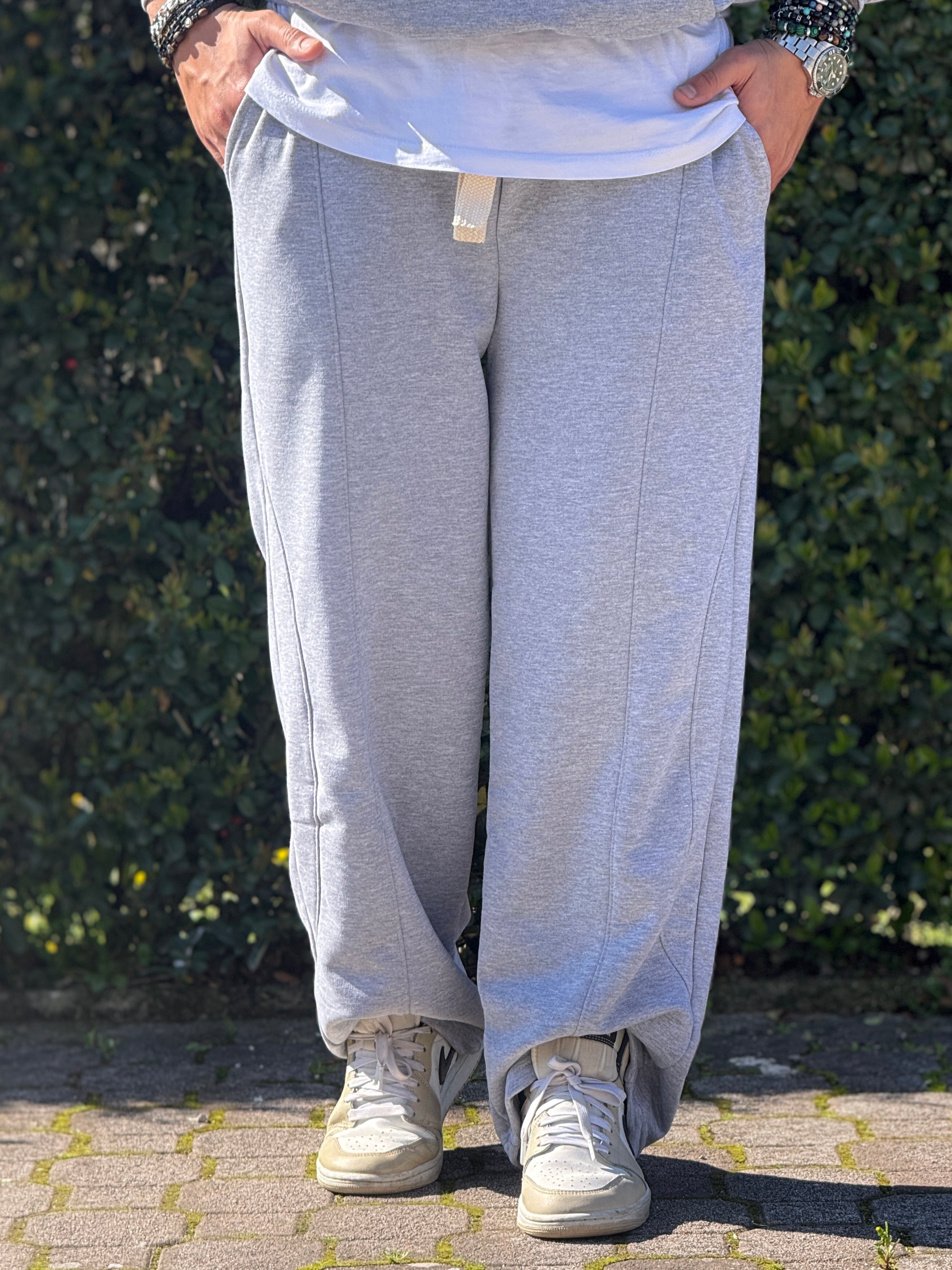 Coordinato tuta Baggy Shark grigio  New Job Brand