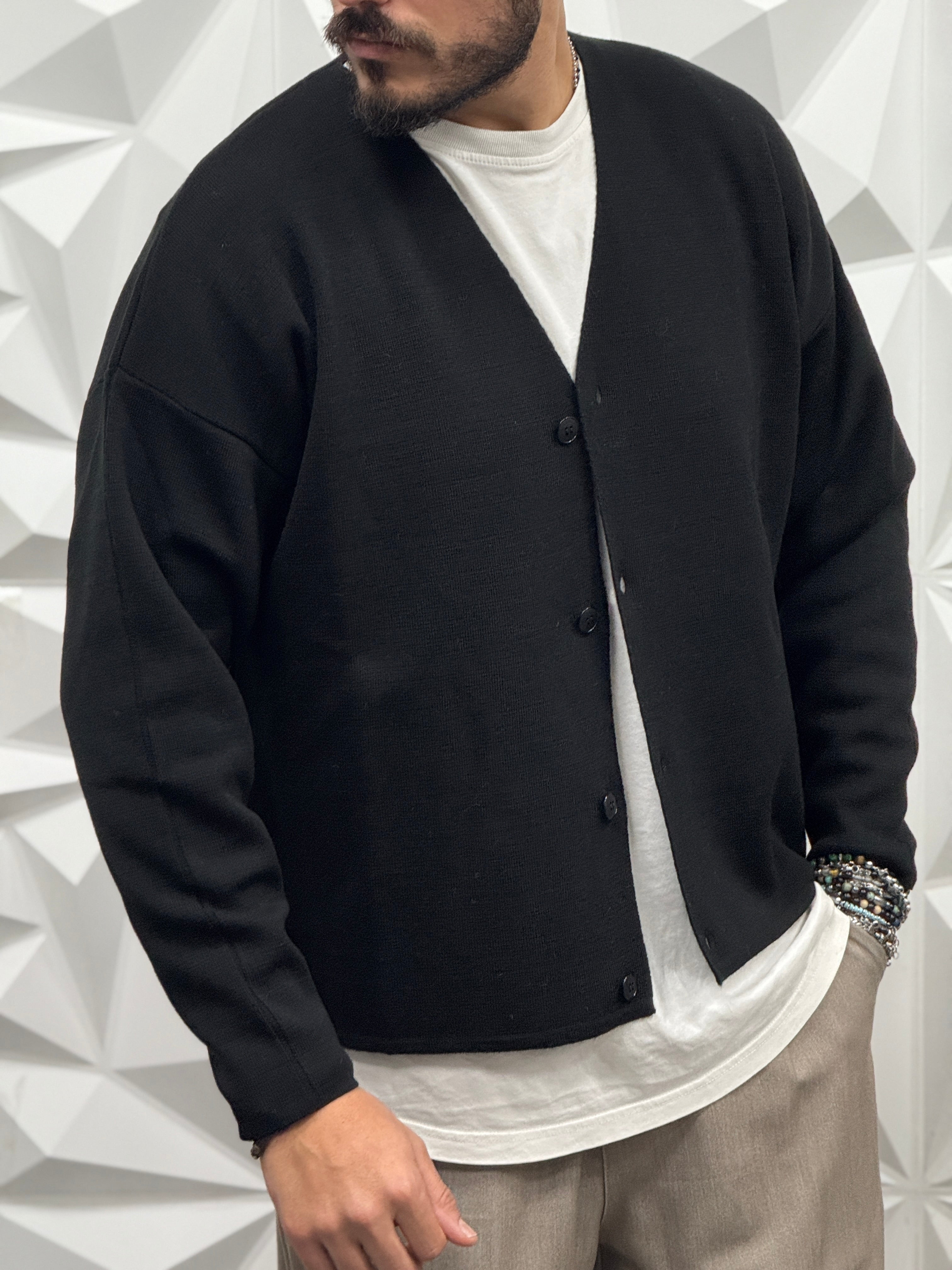 Cardigan Taglio regolare Nero New Job Brand