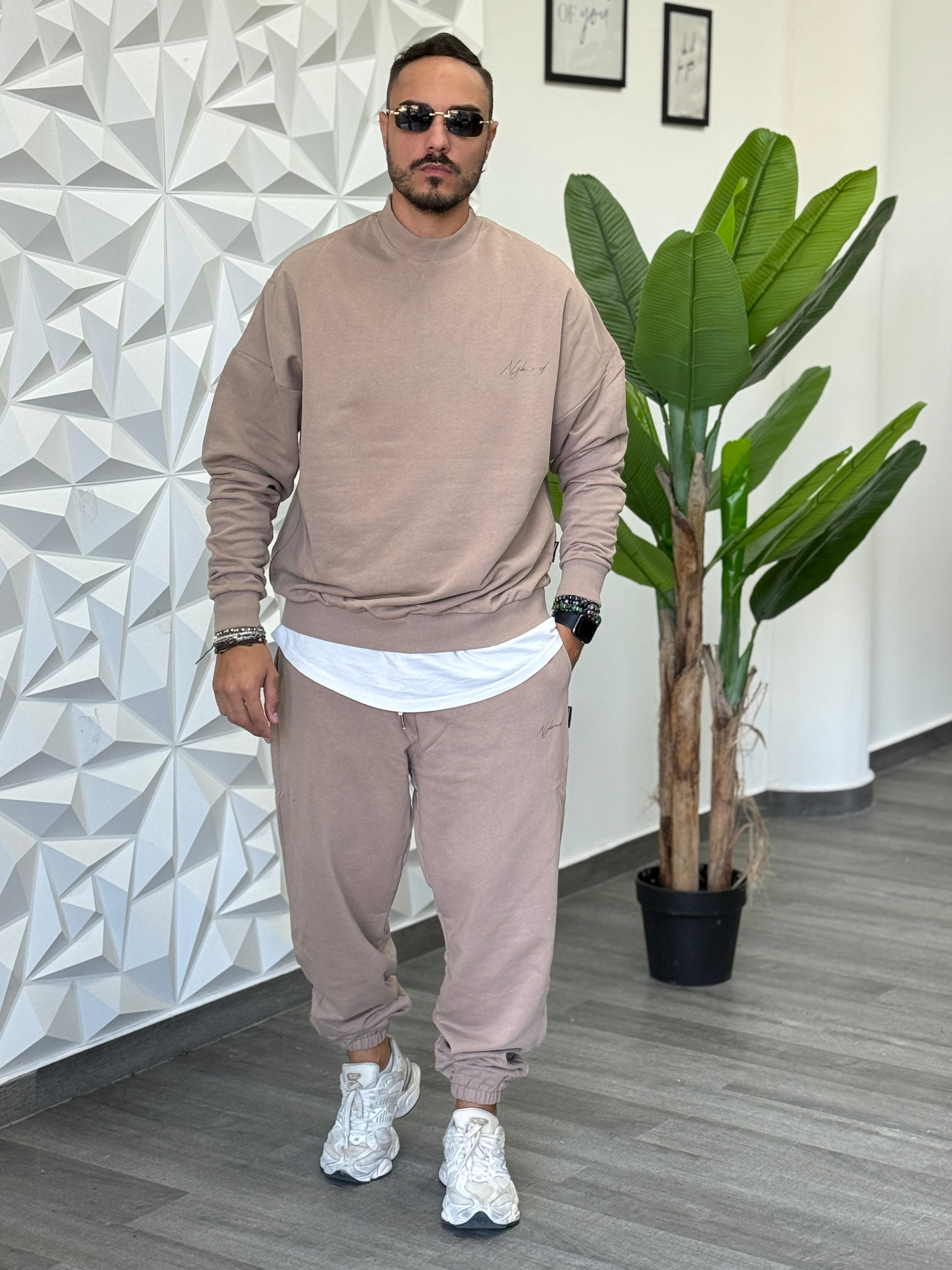 Coordinato tuta Mezzocollo over  fango  New Job Brand