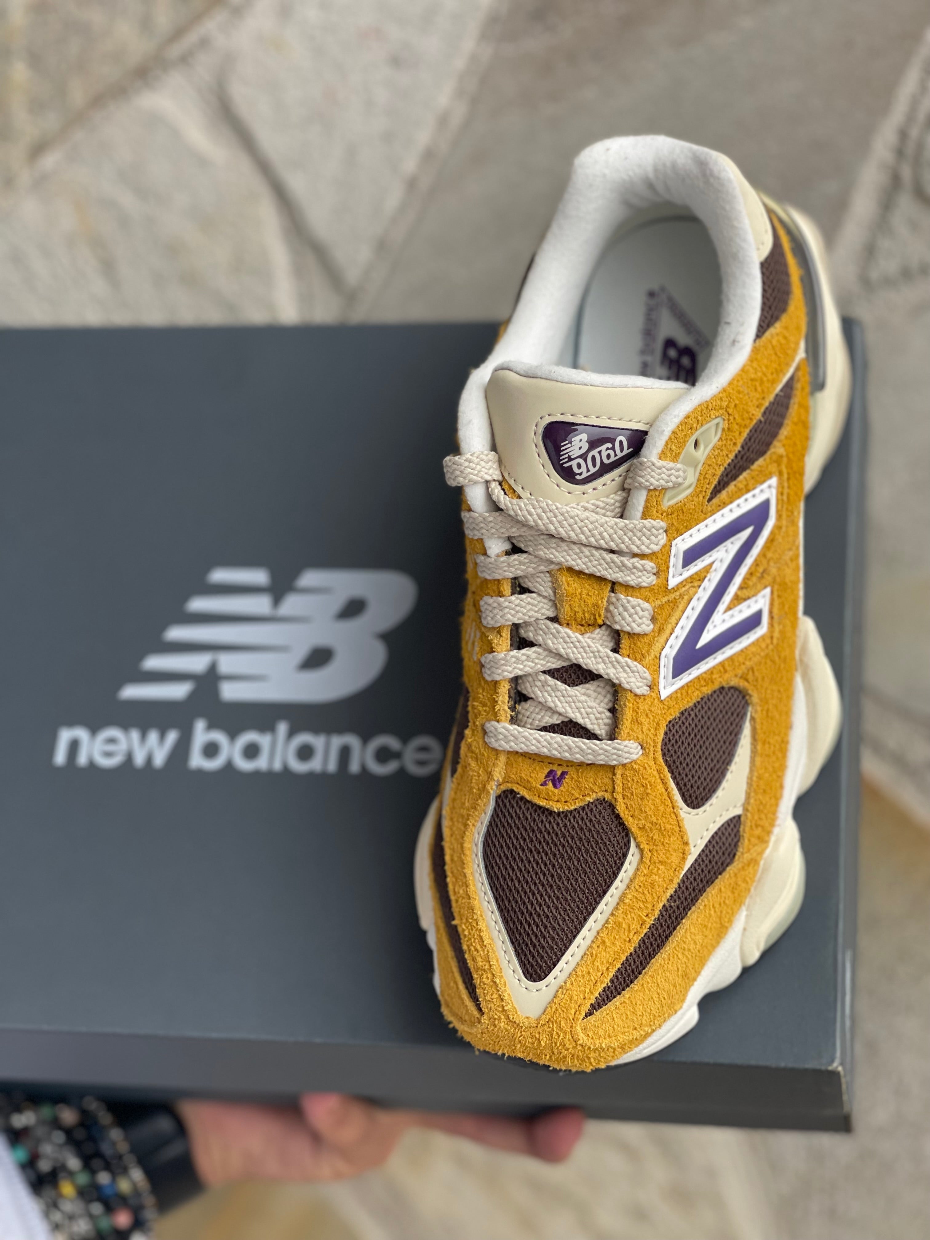 NEW BALANCE 9060