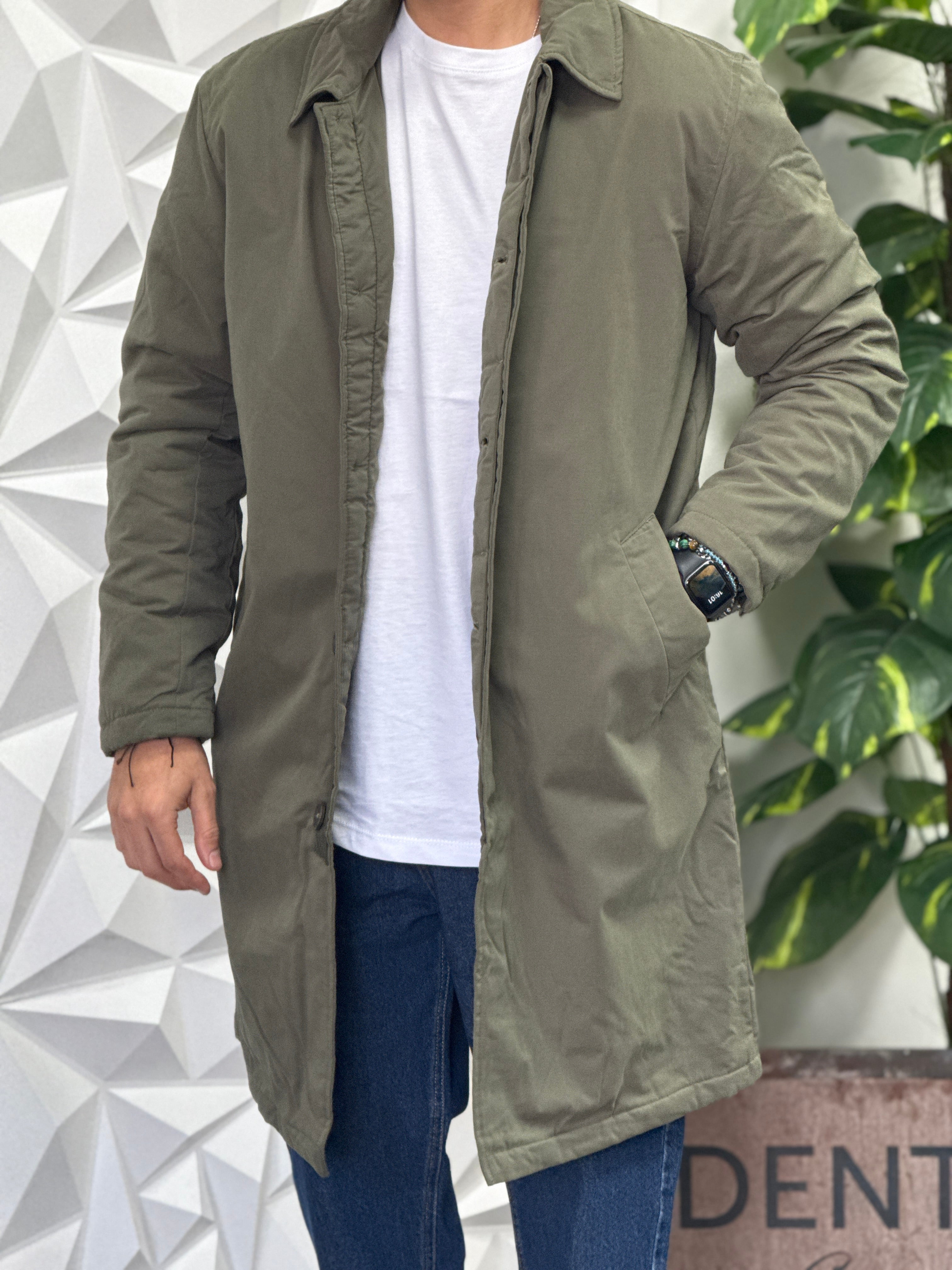 Trench verde militare